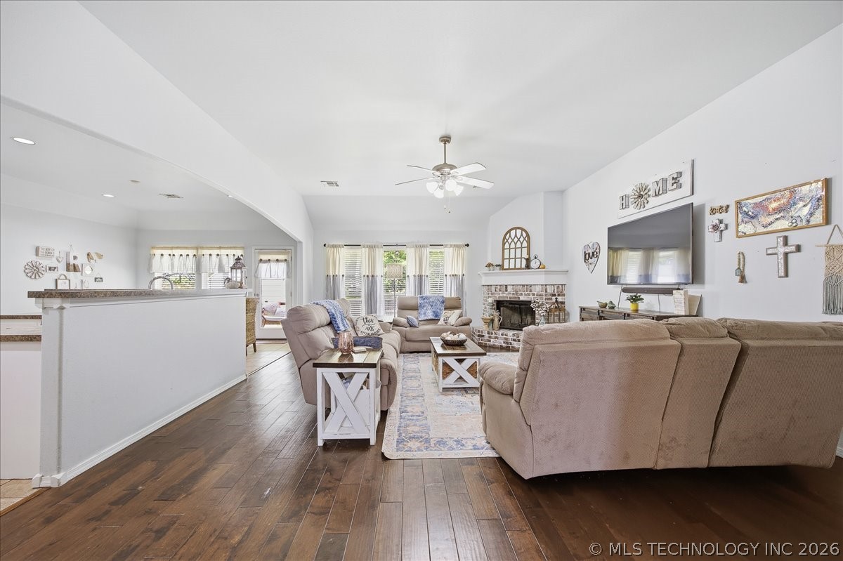 4930 S 202nd East Avenue Broken Arrow OK 74014