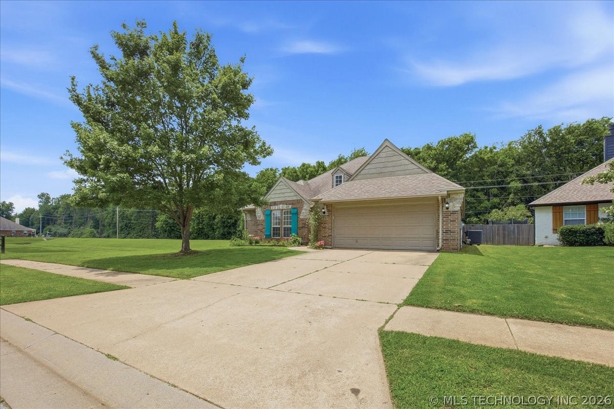 4930 S 202nd East Avenue Broken Arrow OK 74014