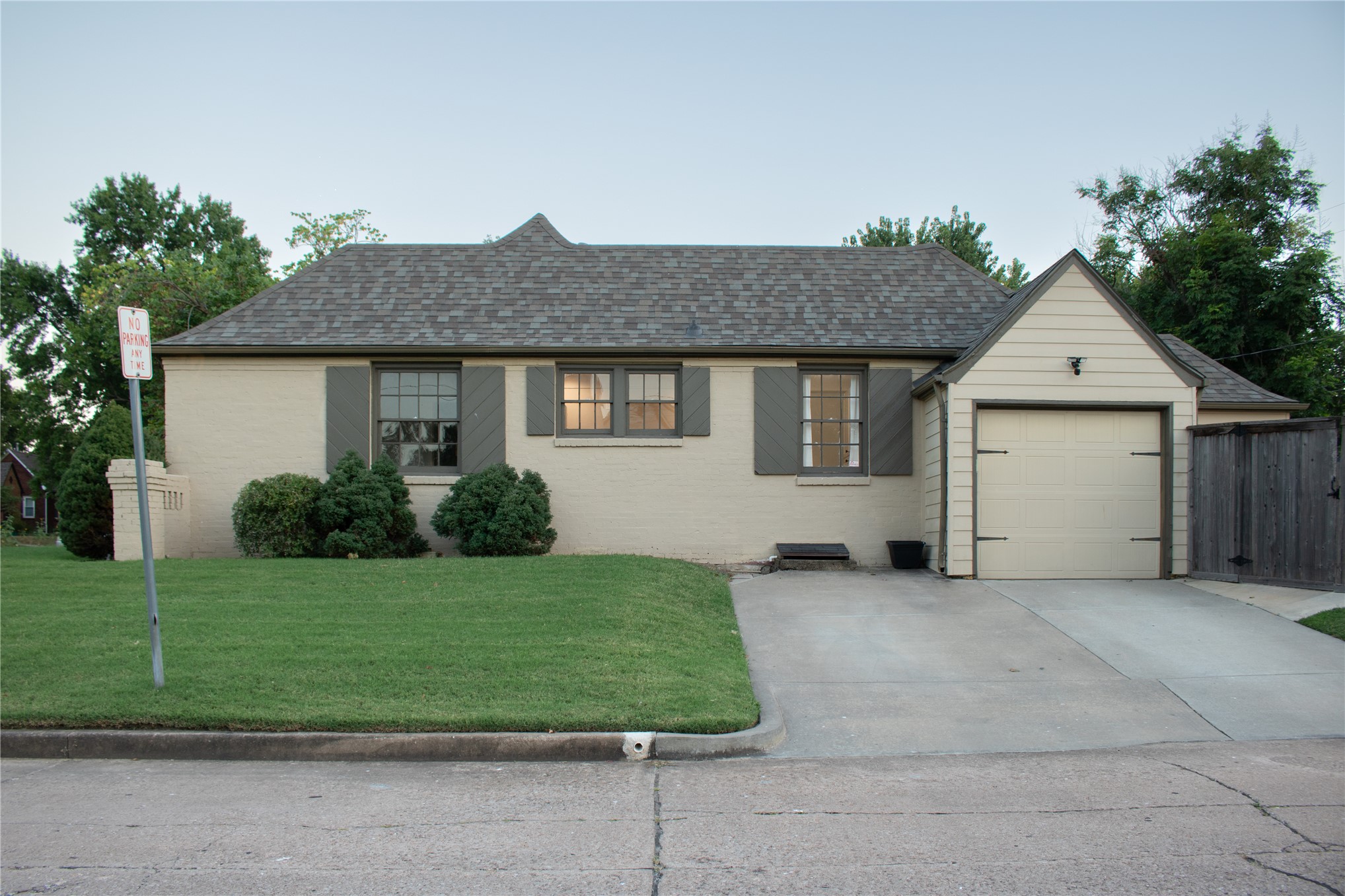 1204 S Evanston Avenue S Tulsa OK 74104