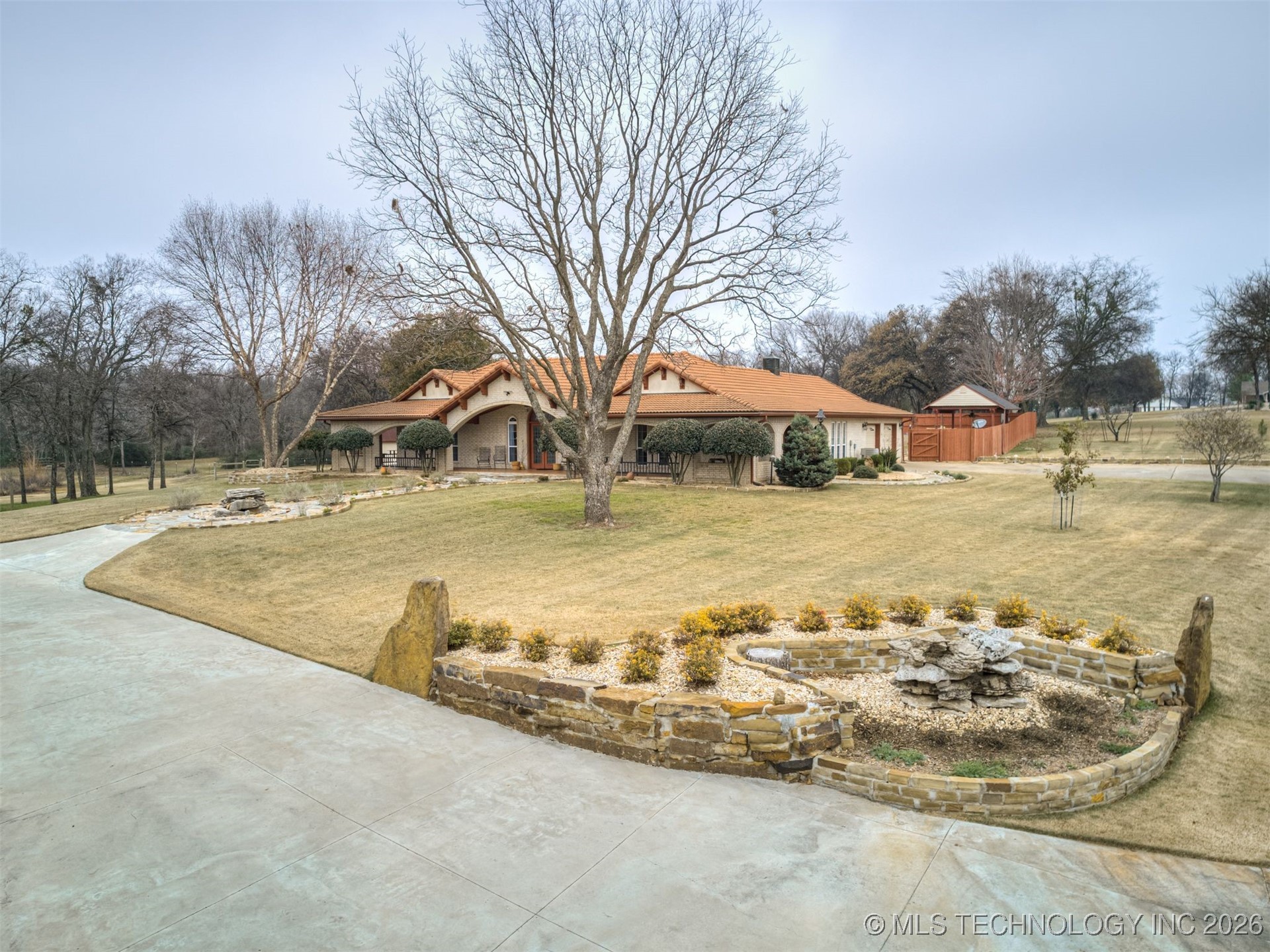 32825 E 740 Road Wagoner OK 74467