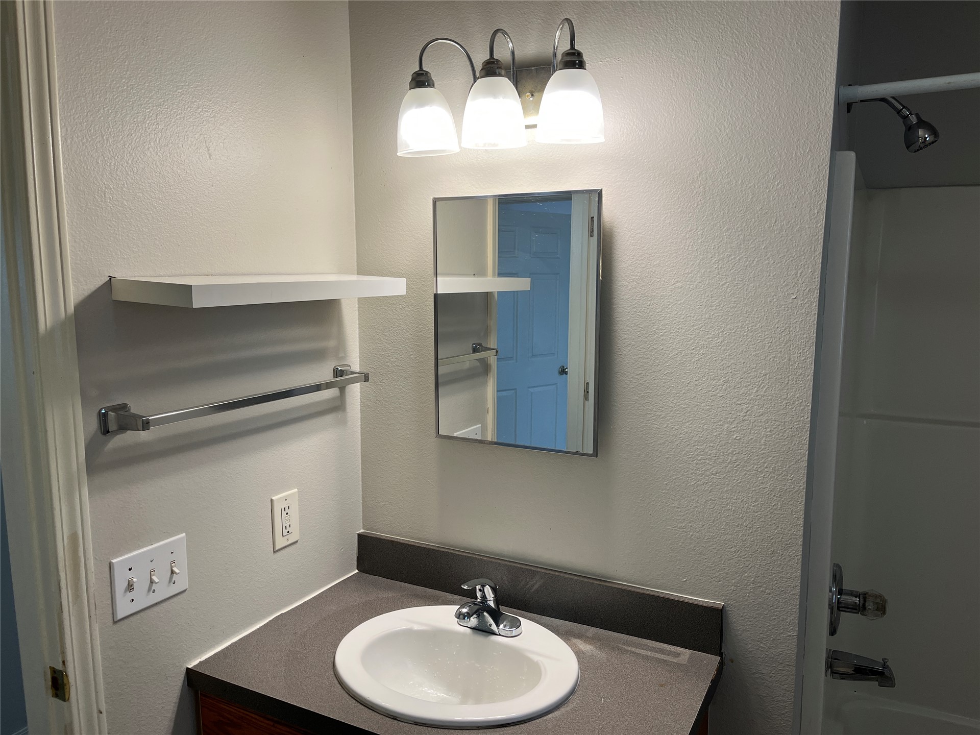6317 E Reading Street Tulsa OK 74115