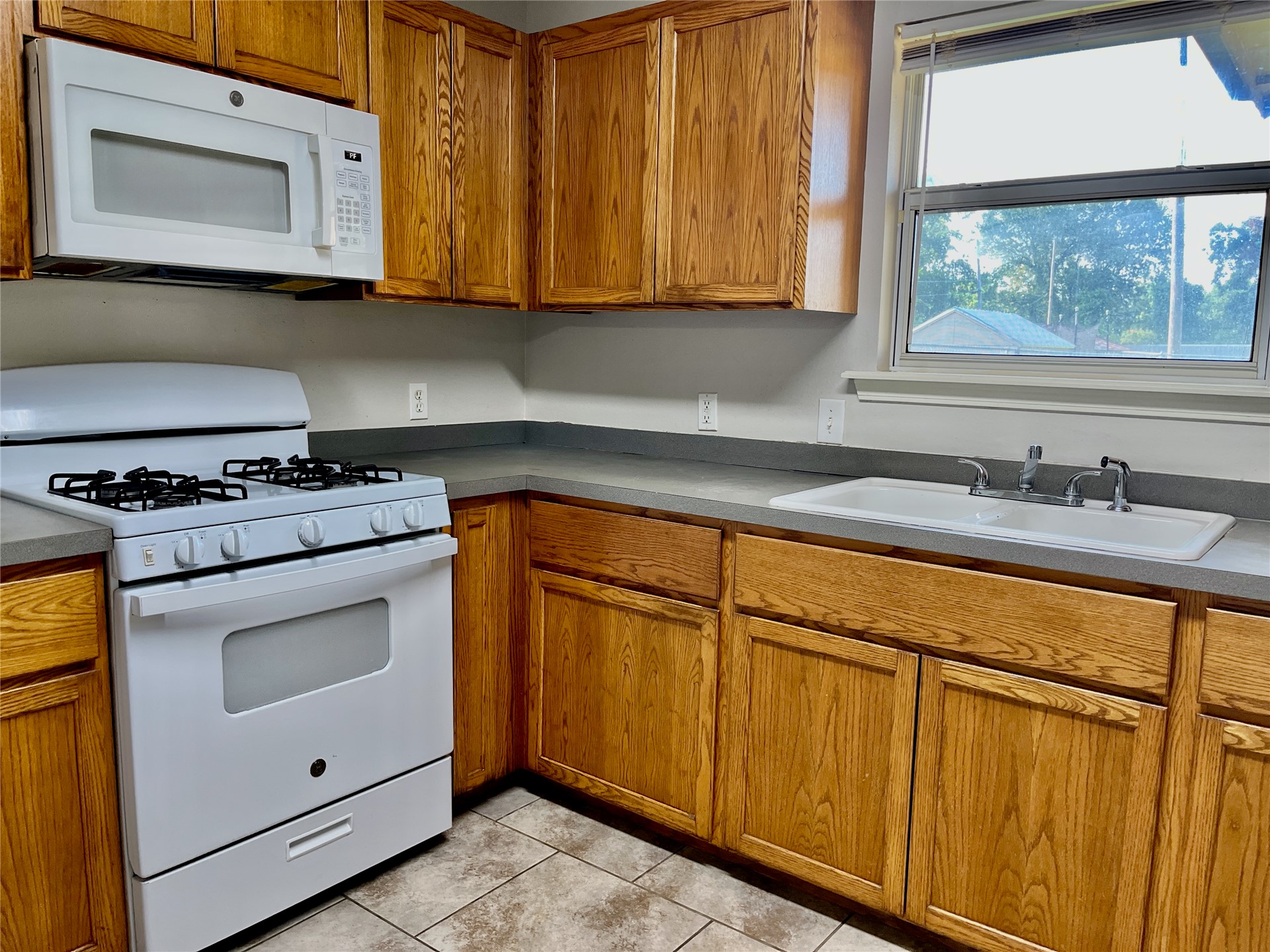 6317 E Reading Street Tulsa OK 74115