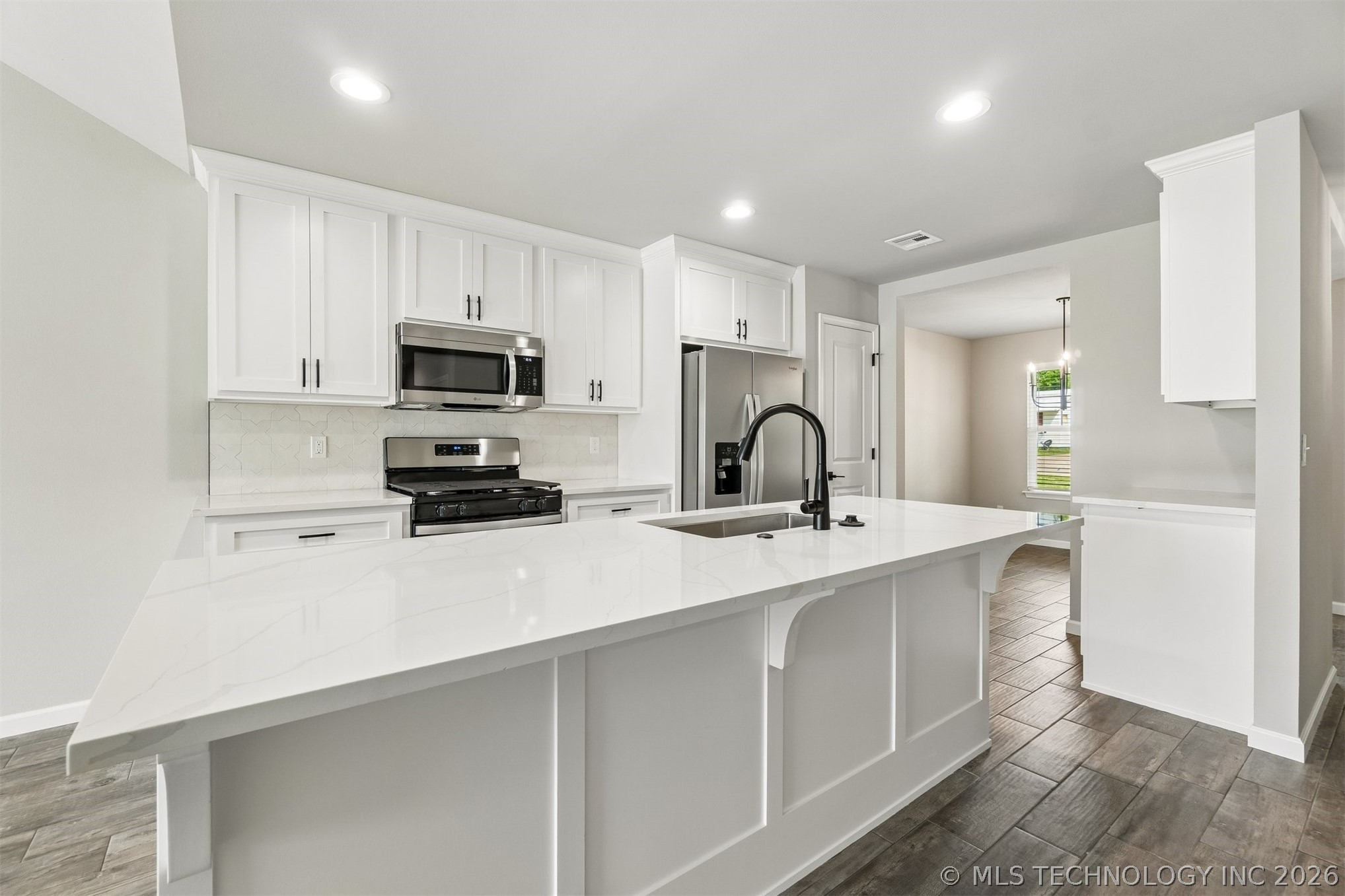 1119 E Cherry Street Cushing OK 74023