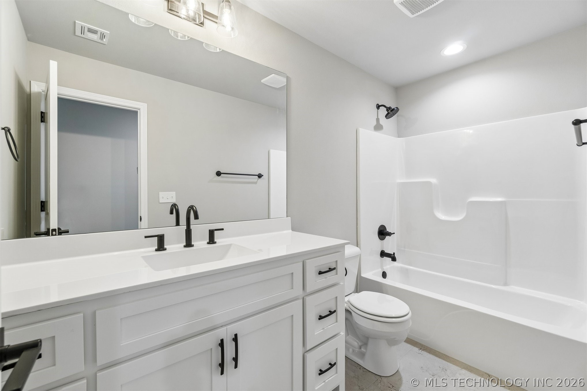 1119 E Cherry Street Cushing OK 74023
