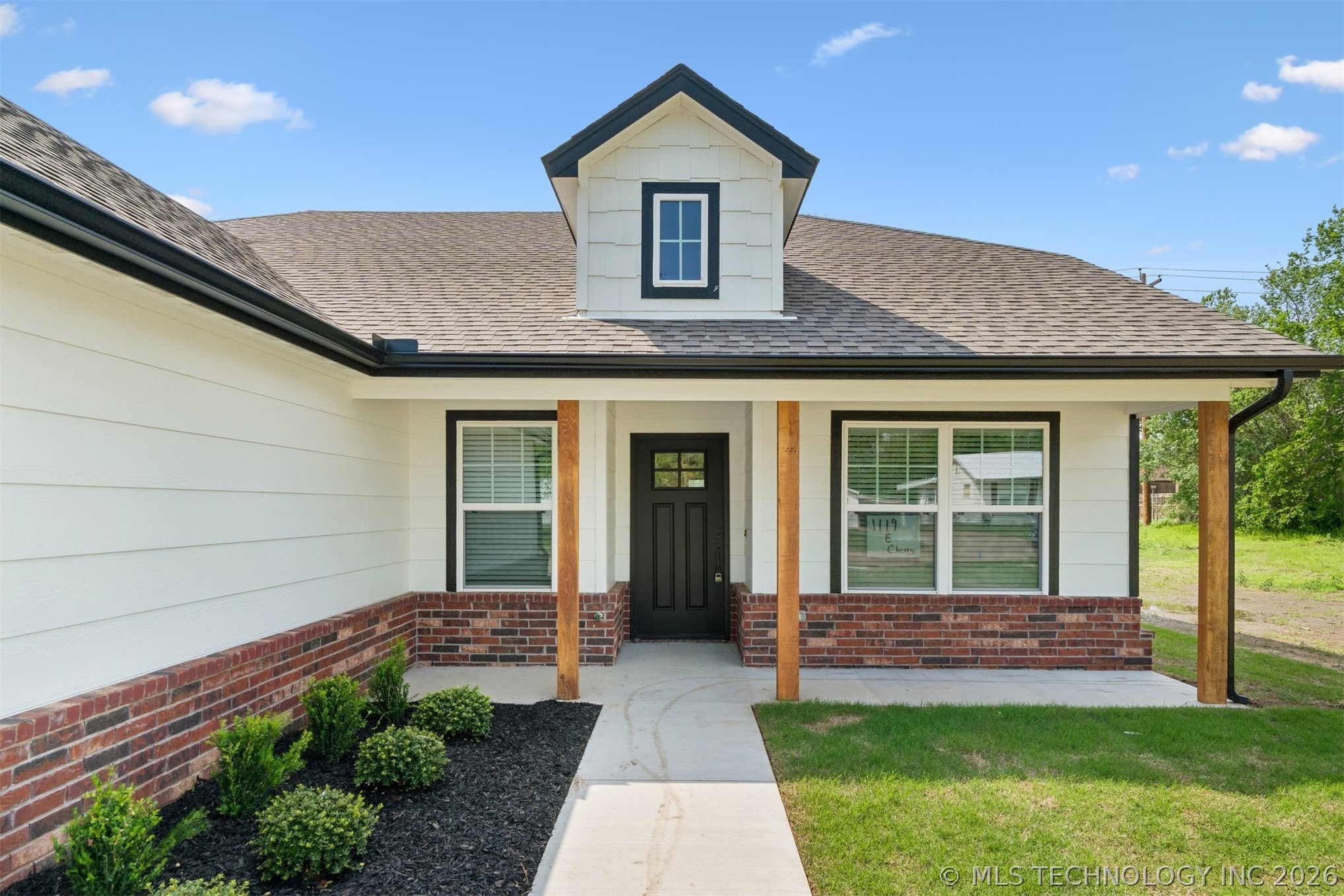 1119 E Cherry Street Cushing OK 74023