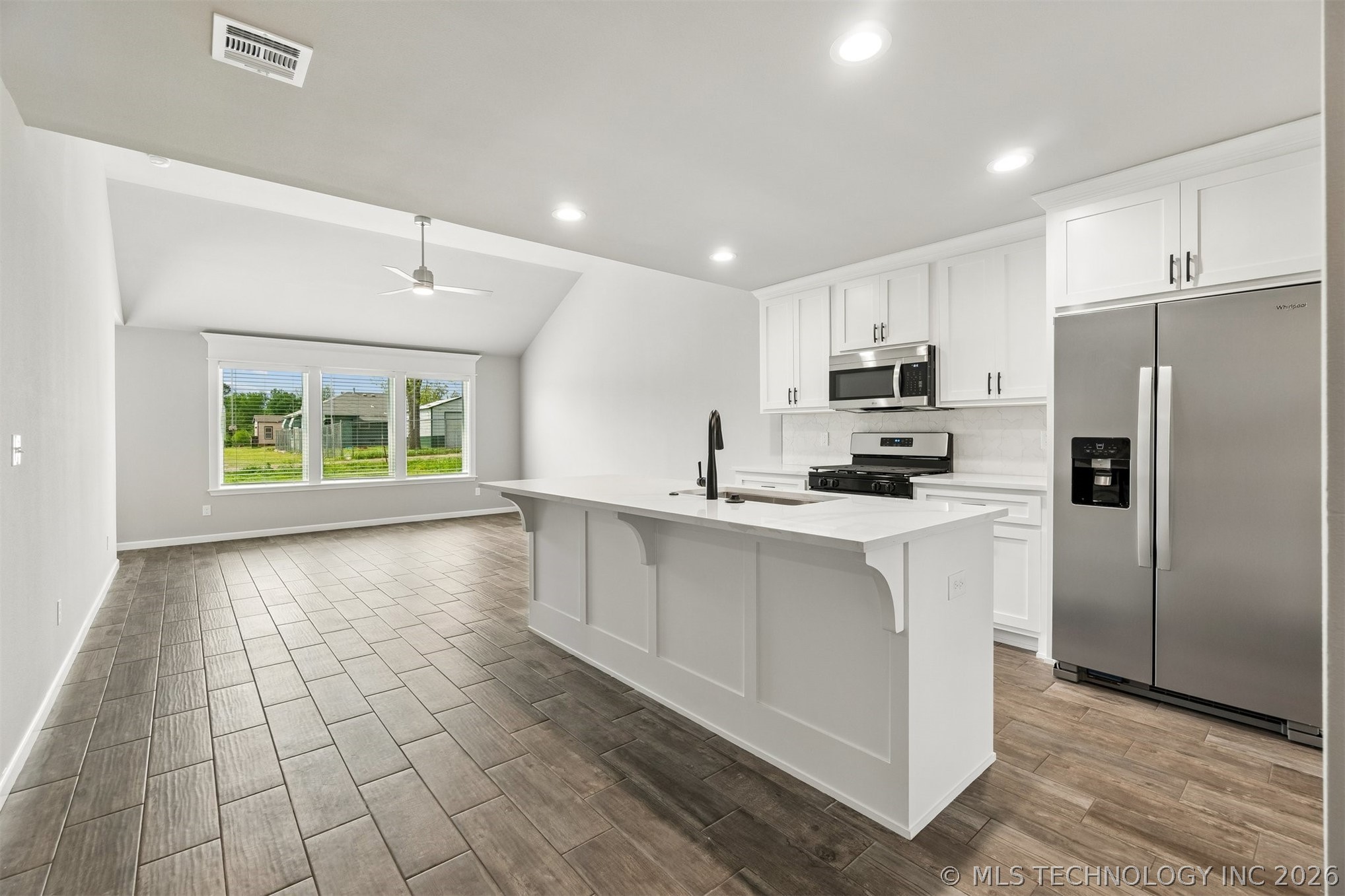 1119 E Cherry Street Cushing OK 74023