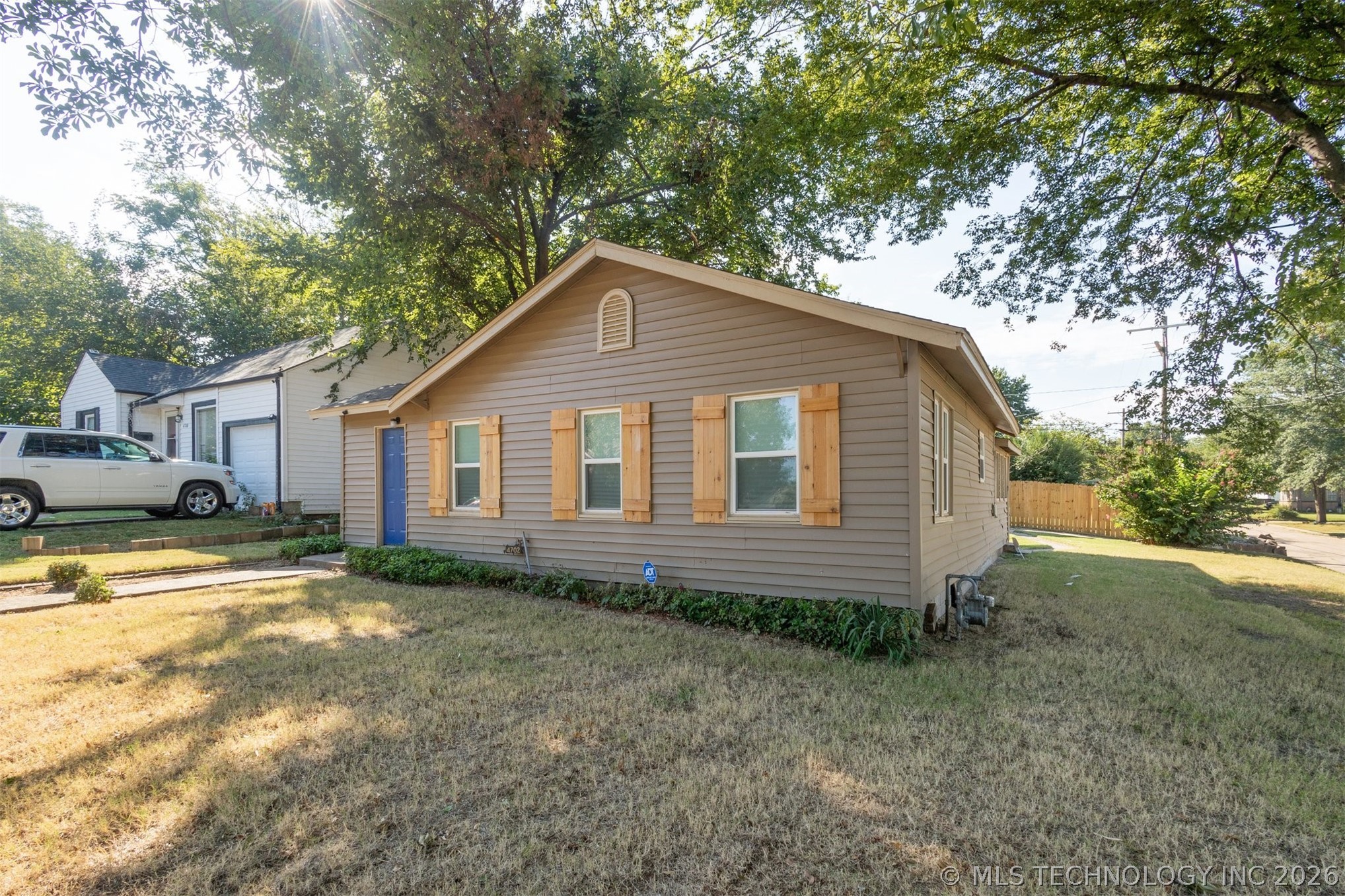 4702 E 4th Place Tulsa OK 74112