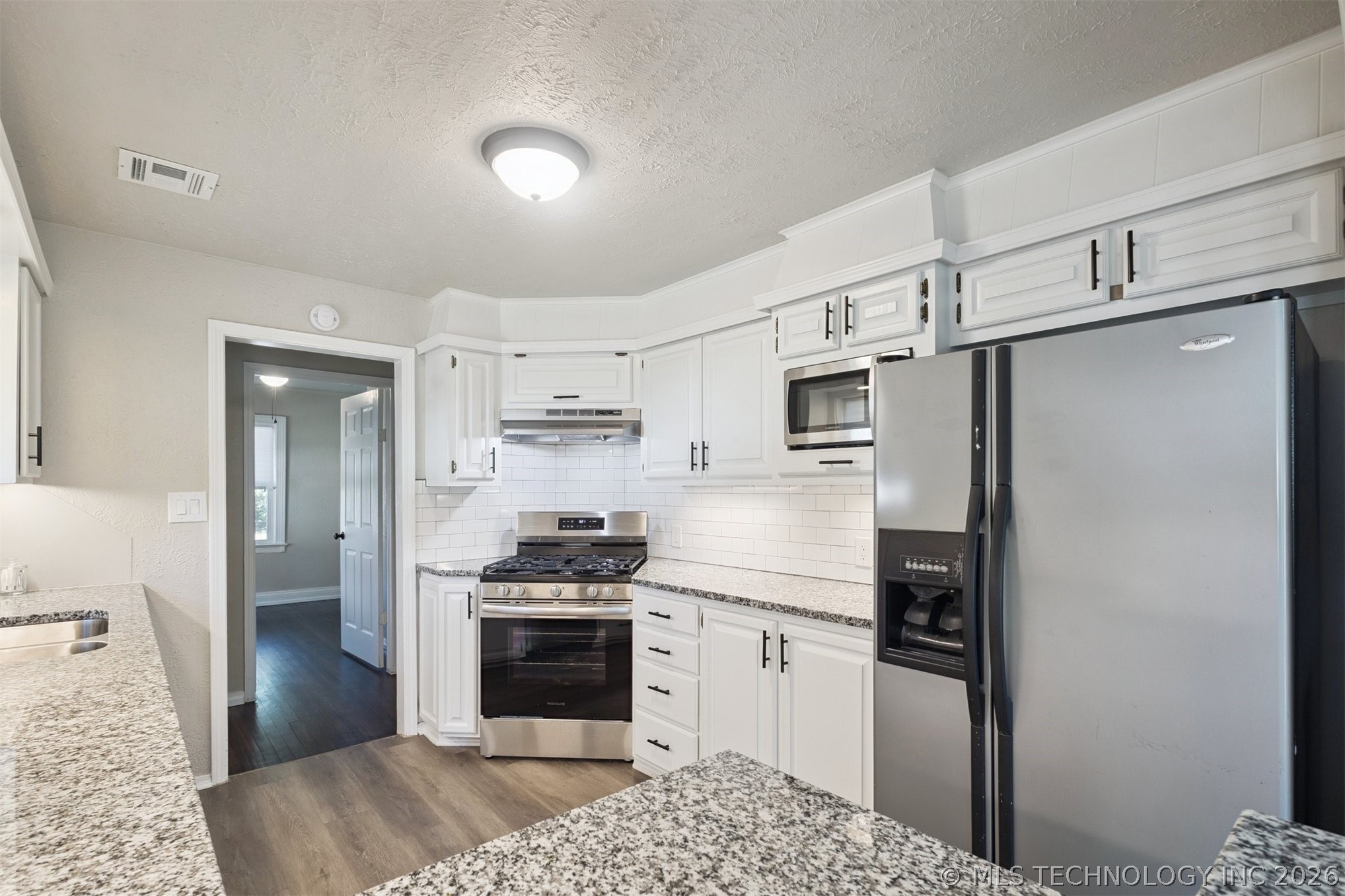 4702 E 4th Place Tulsa OK 74112