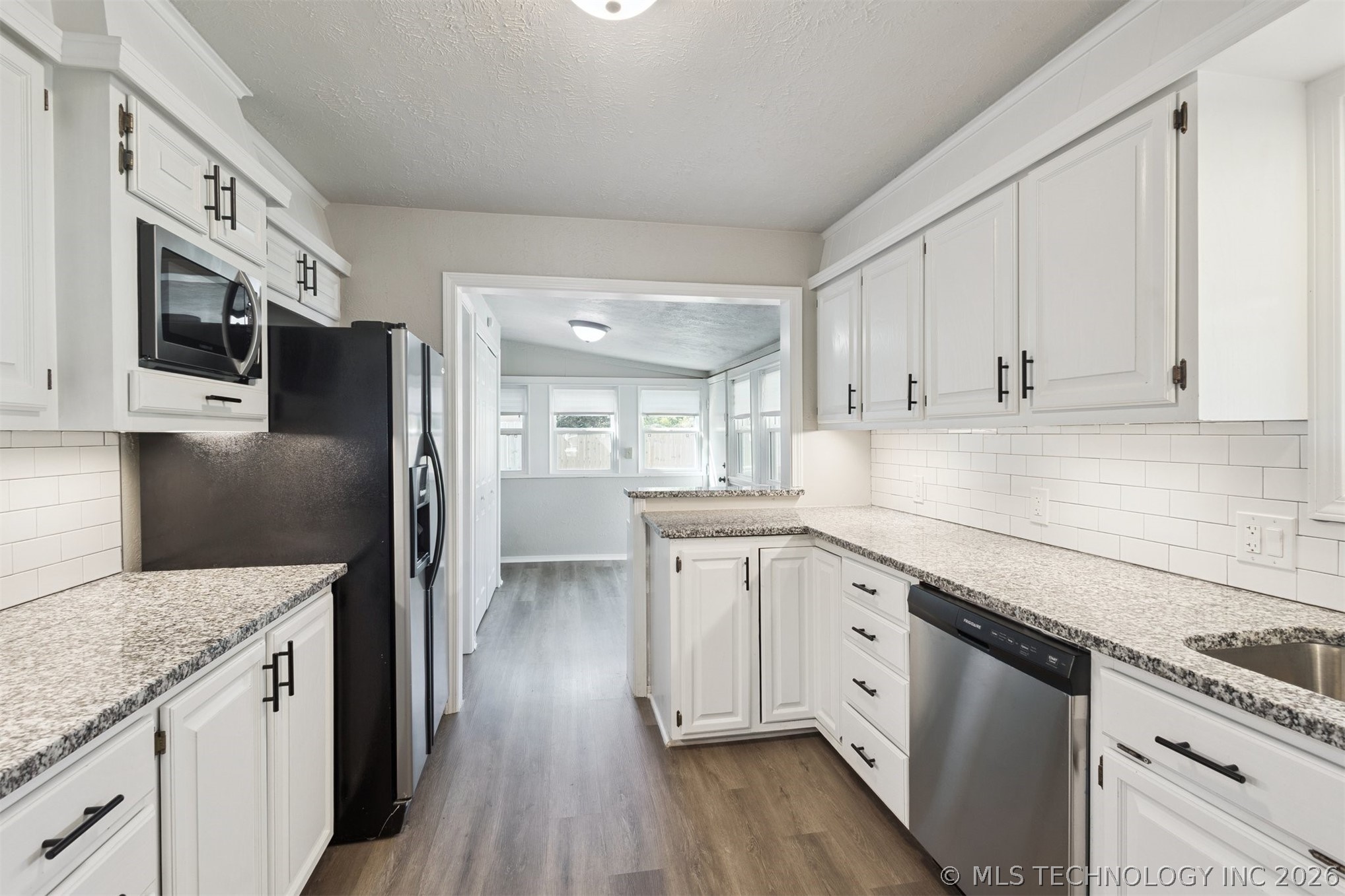 4702 E 4th Place Tulsa OK 74112