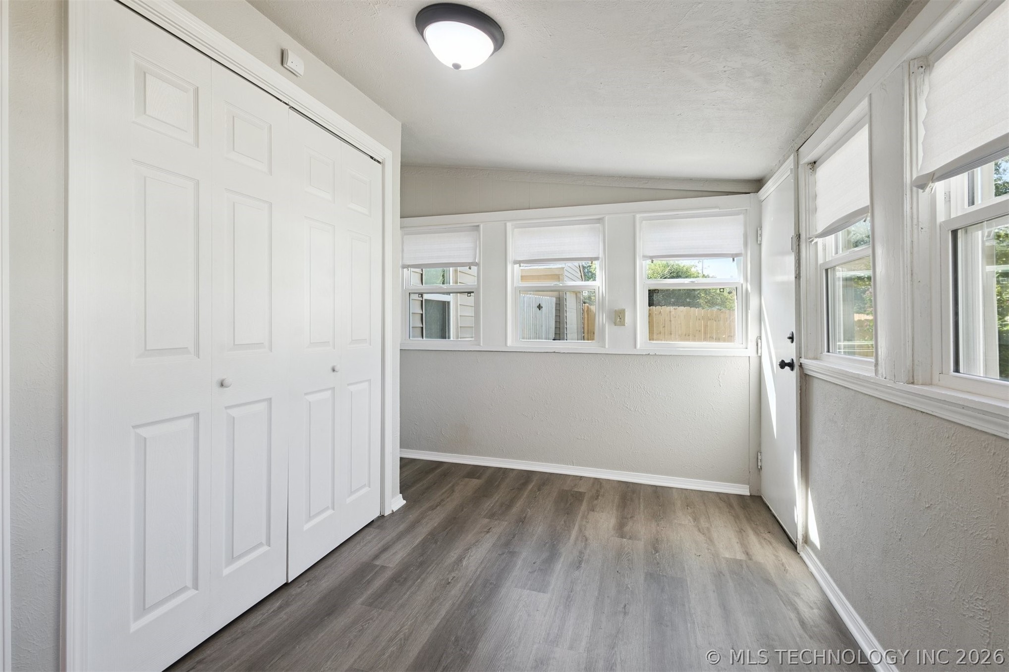 4702 E 4th Place Tulsa OK 74112