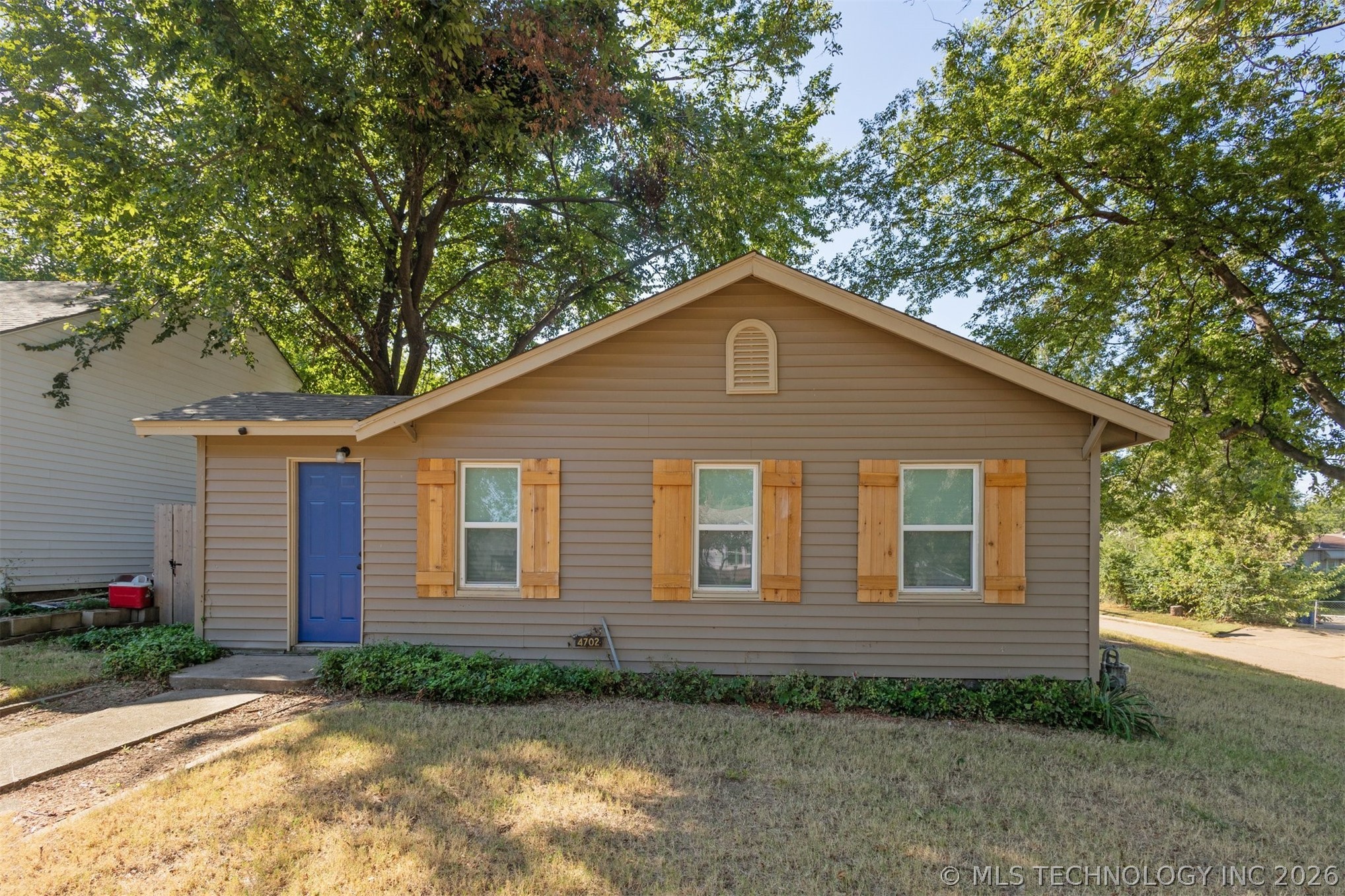 4702 E 4th Place Tulsa OK 74112