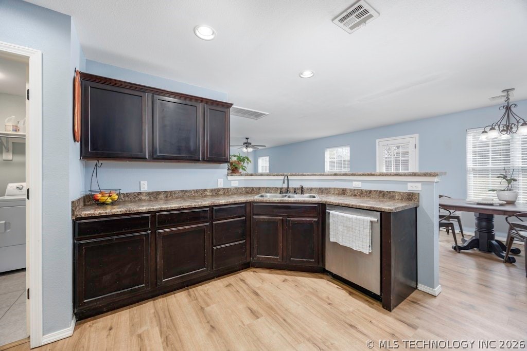 1904 Barnett Place Bartlesville OK 74006