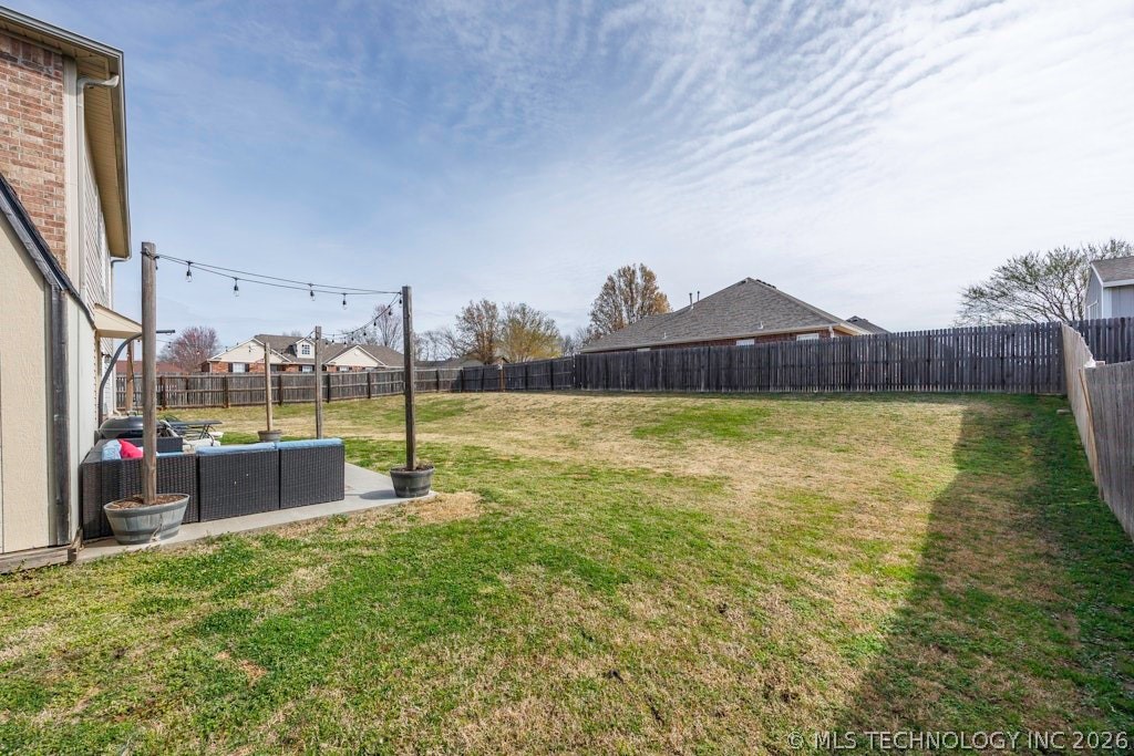 1904 Barnett Place Bartlesville OK 74006