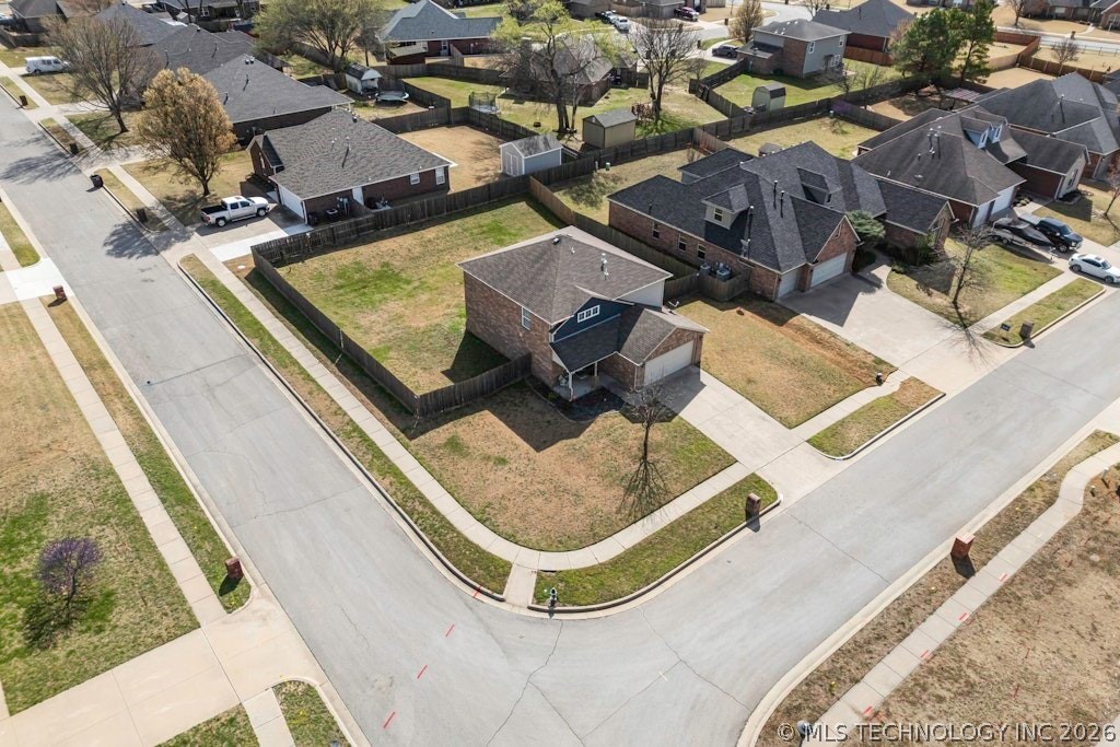 1904 Barnett Place Bartlesville OK 74006