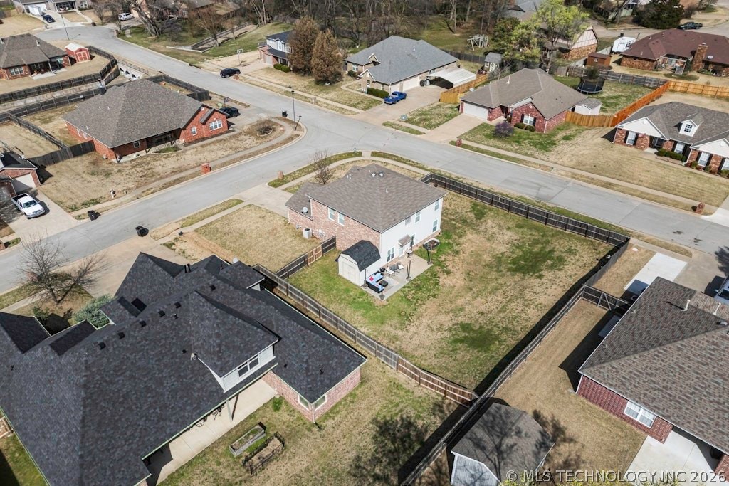 1904 Barnett Place Bartlesville OK 74006