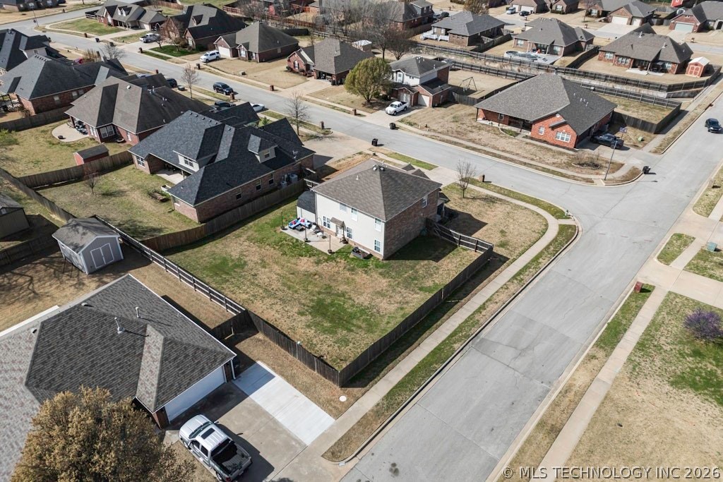 1904 Barnett Place Bartlesville OK 74006