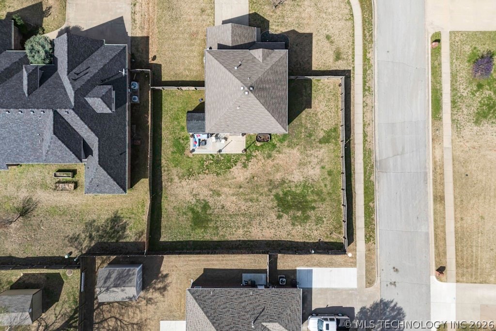 1904 Barnett Place Bartlesville OK 74006