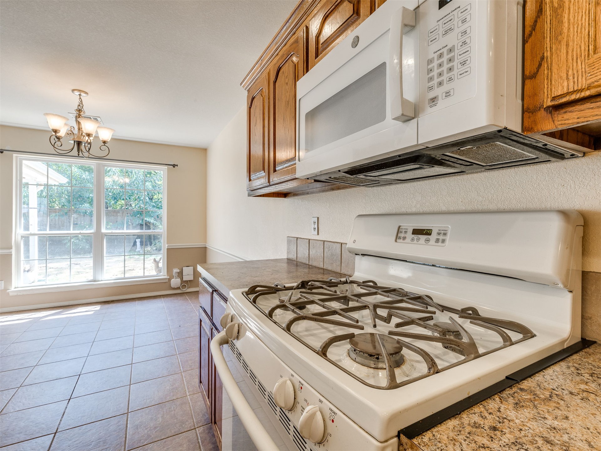 21648 E 40th Street S Broken Arrow OK 74014
