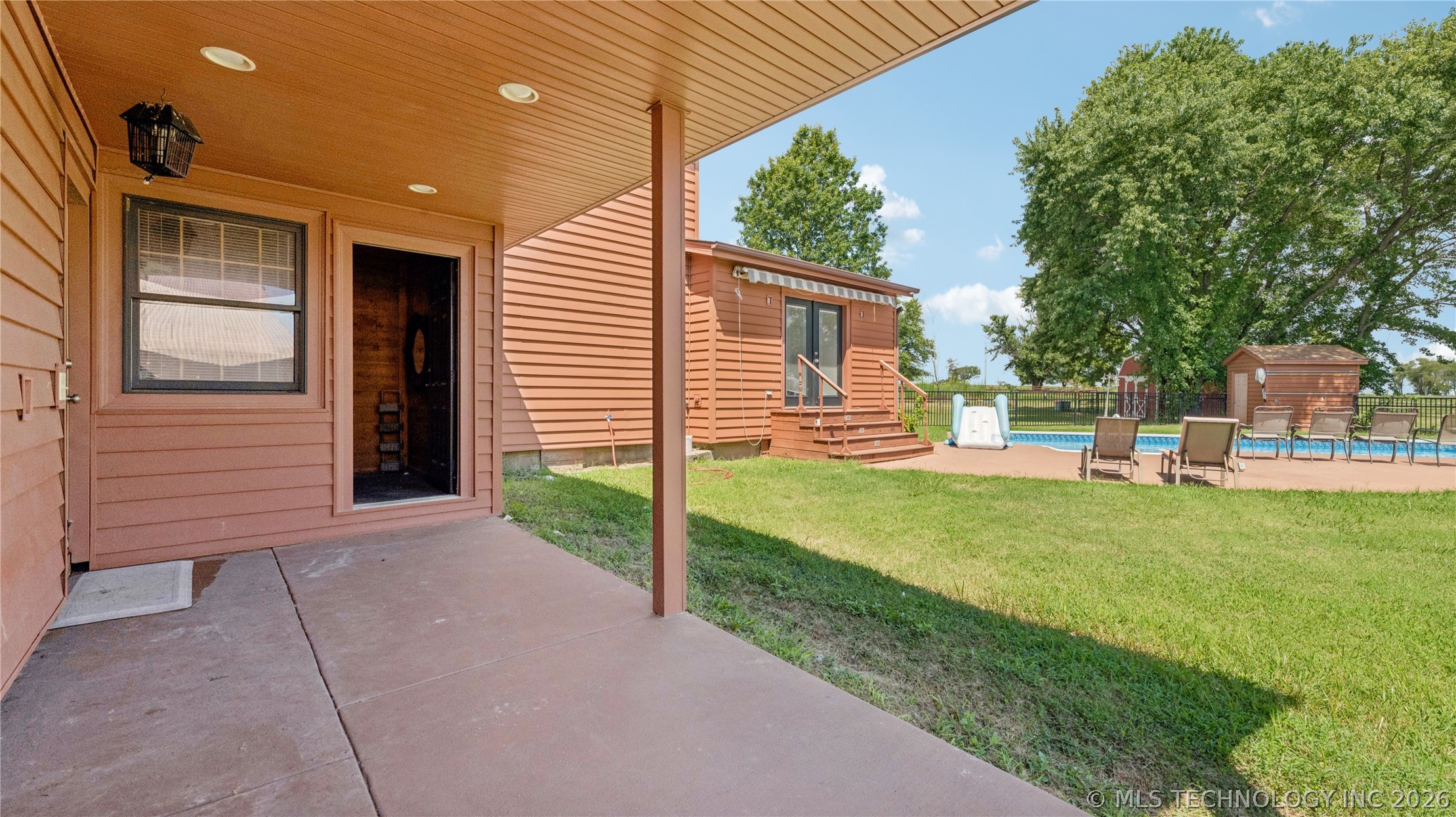 23611 E 300 Road Chelsea OK 74016