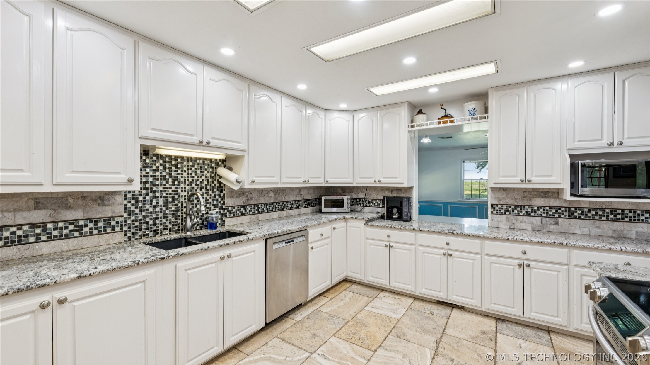 23611 E 300 Road Chelsea OK 74016