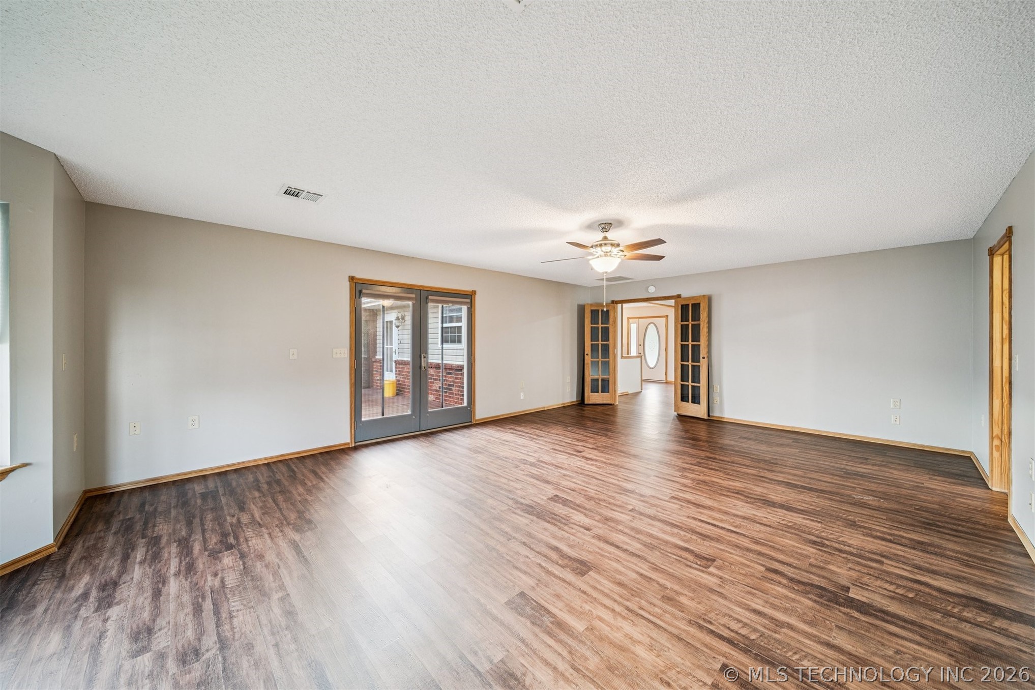2 W Walnut Street Salina OK 74365