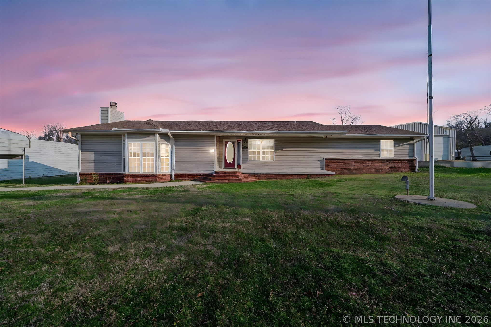 2 W Walnut Street Salina OK 74365
