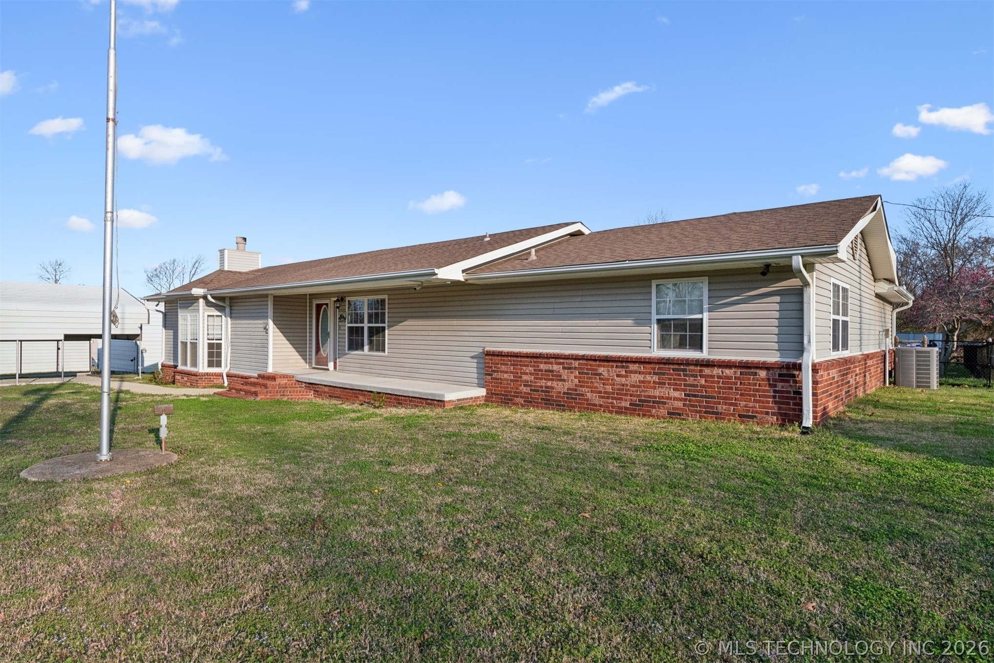2 W Walnut Street Salina OK 74365