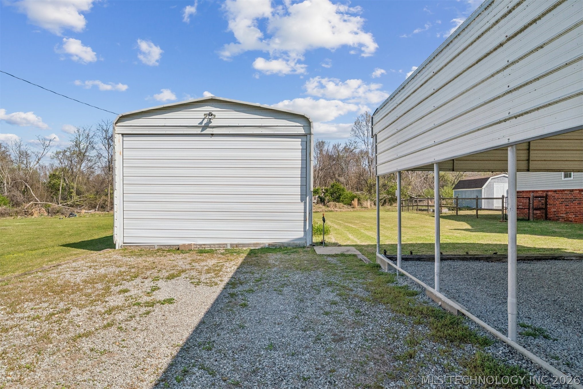 2 W Walnut Street Salina OK 74365