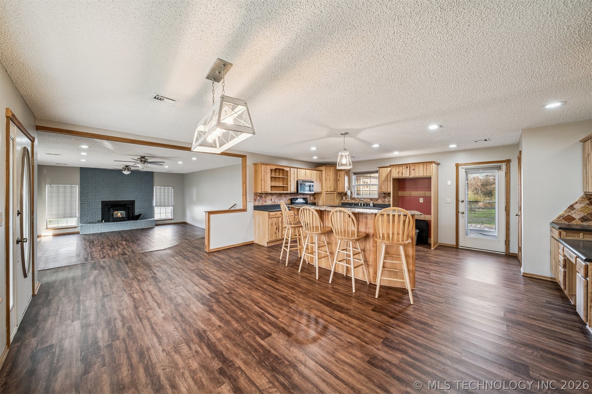 2 W Walnut Street Salina OK 74365