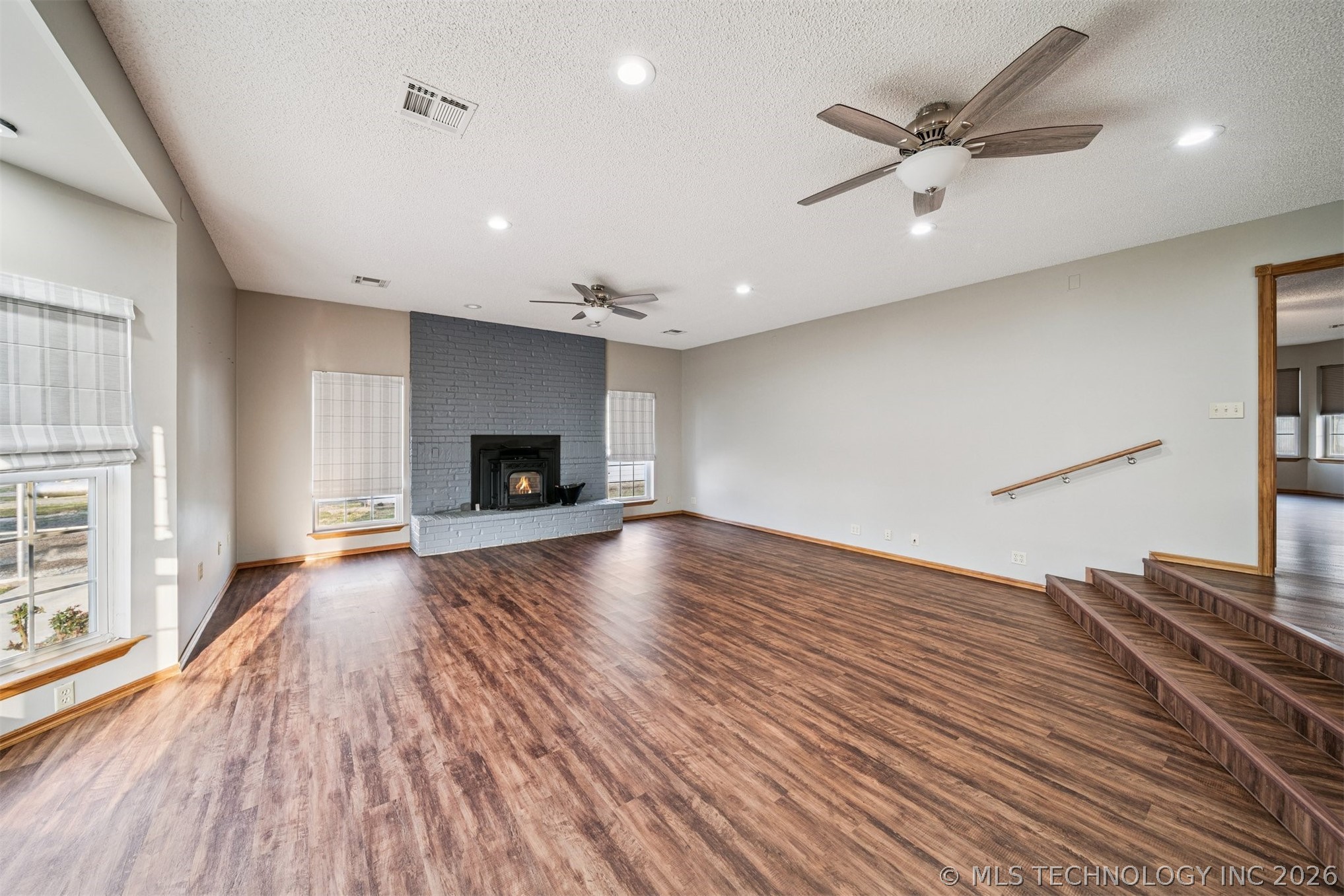 2 W Walnut Street Salina OK 74365