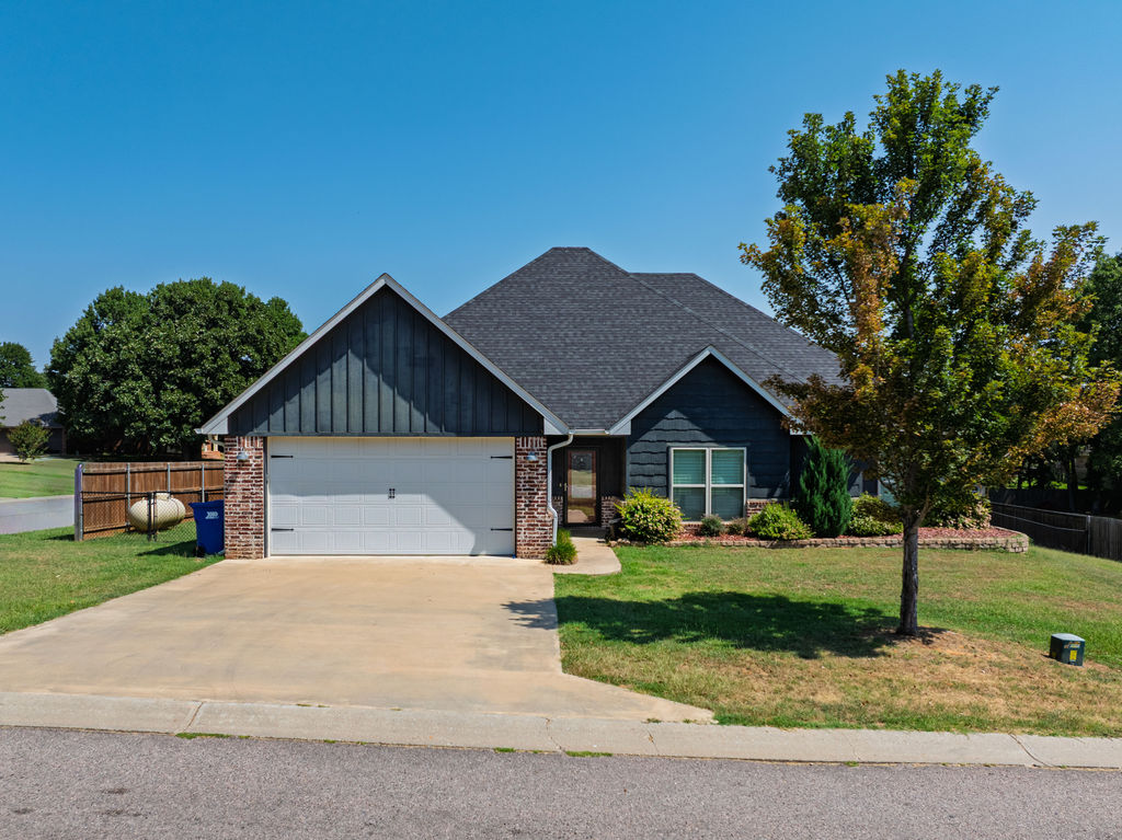 102 Bunker Drive Durant OK 74701