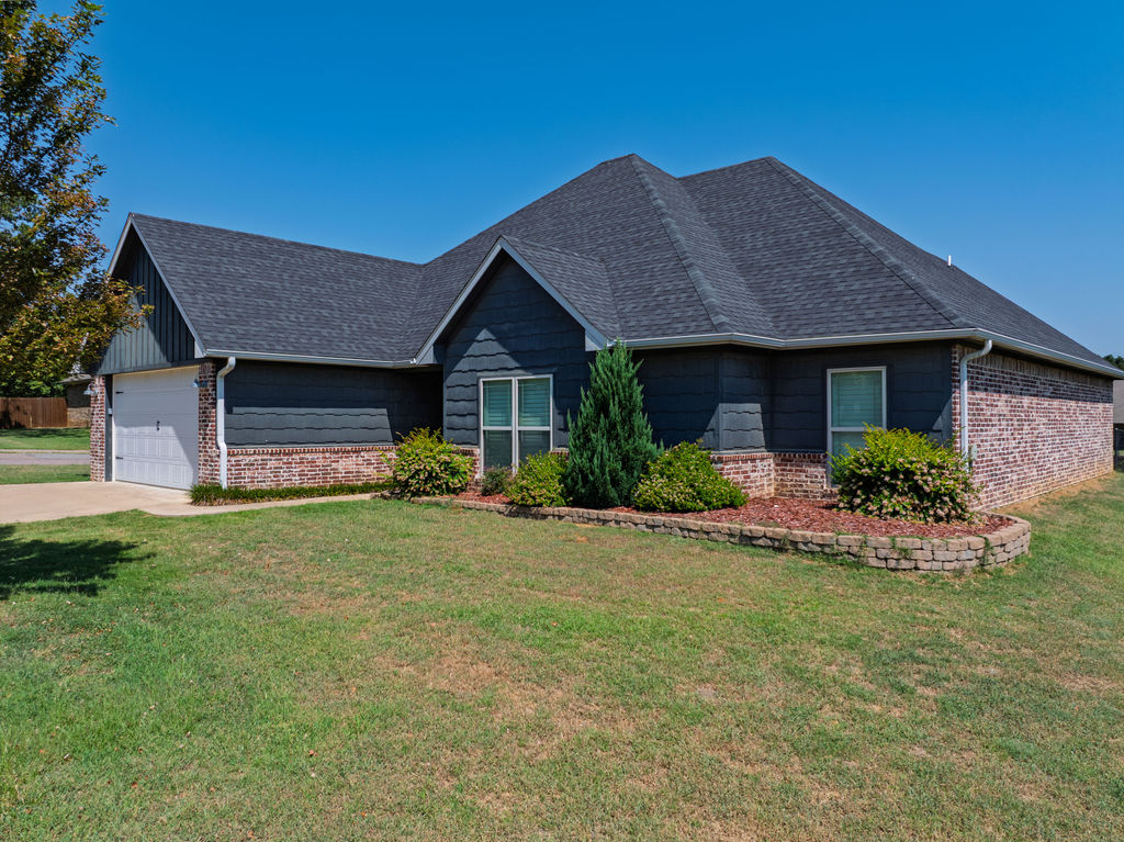 102 Bunker Drive Durant OK 74701