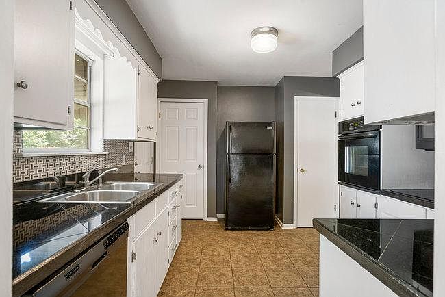1260 S Indianapolis Avenue Tulsa OK 74112