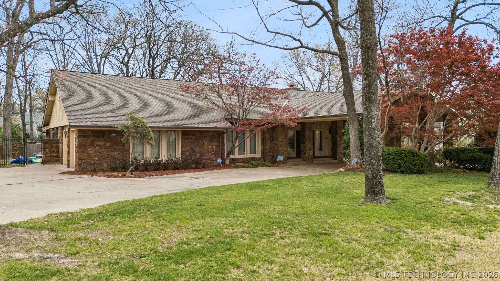 6915 E 106th Street Tulsa OK 74133