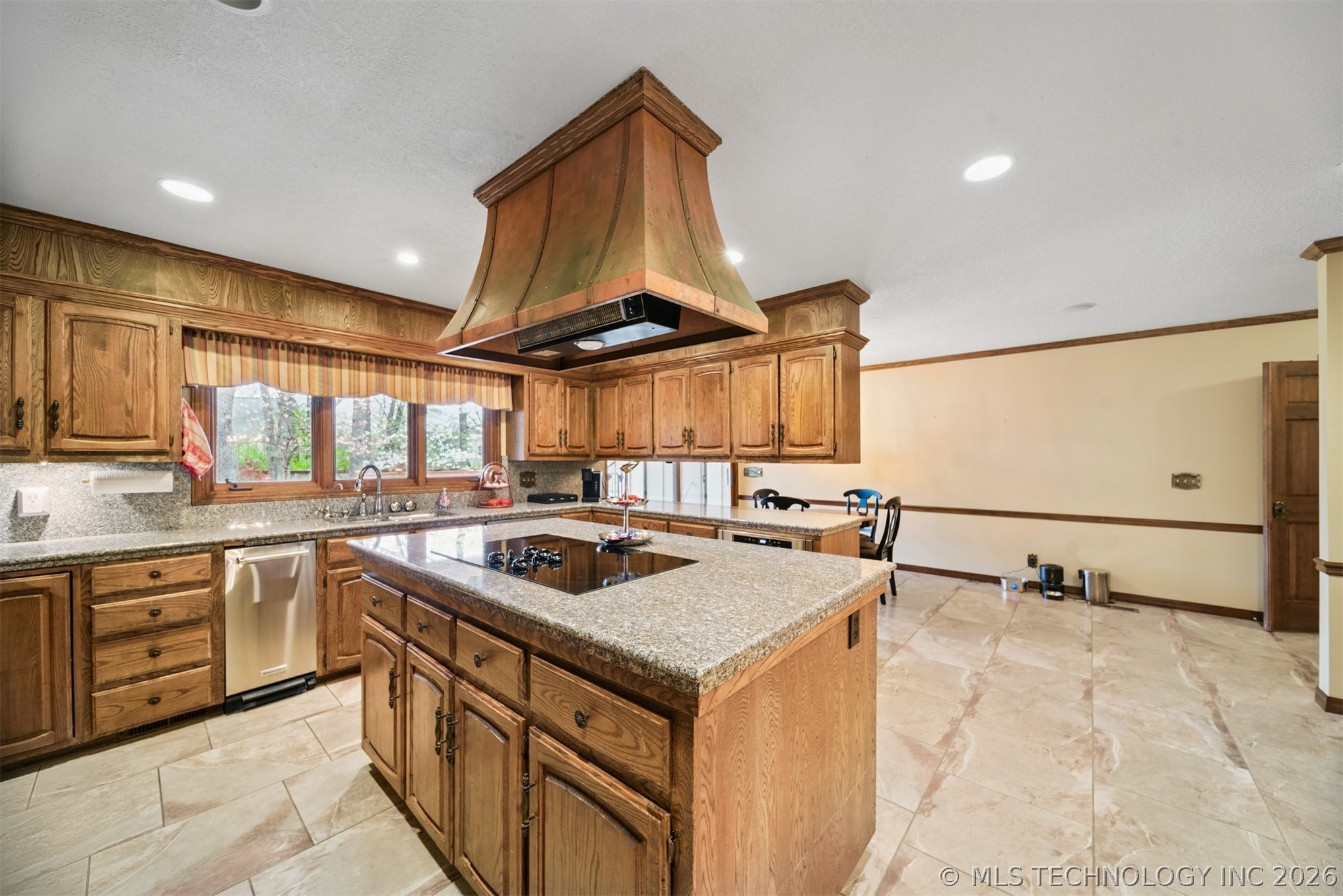 6915 E 106th Street Tulsa OK 74133
