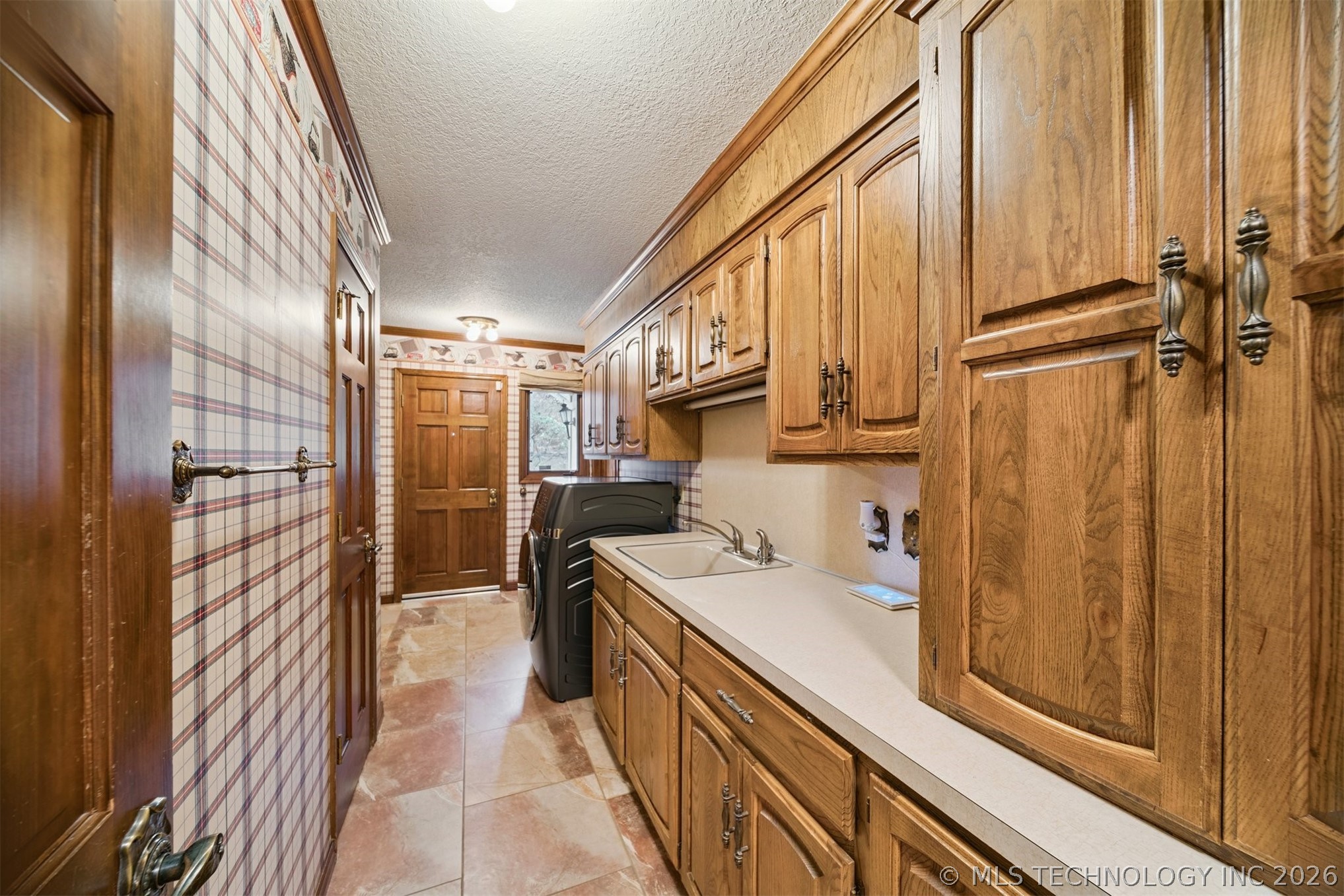 6915 E 106th Street Tulsa OK 74133
