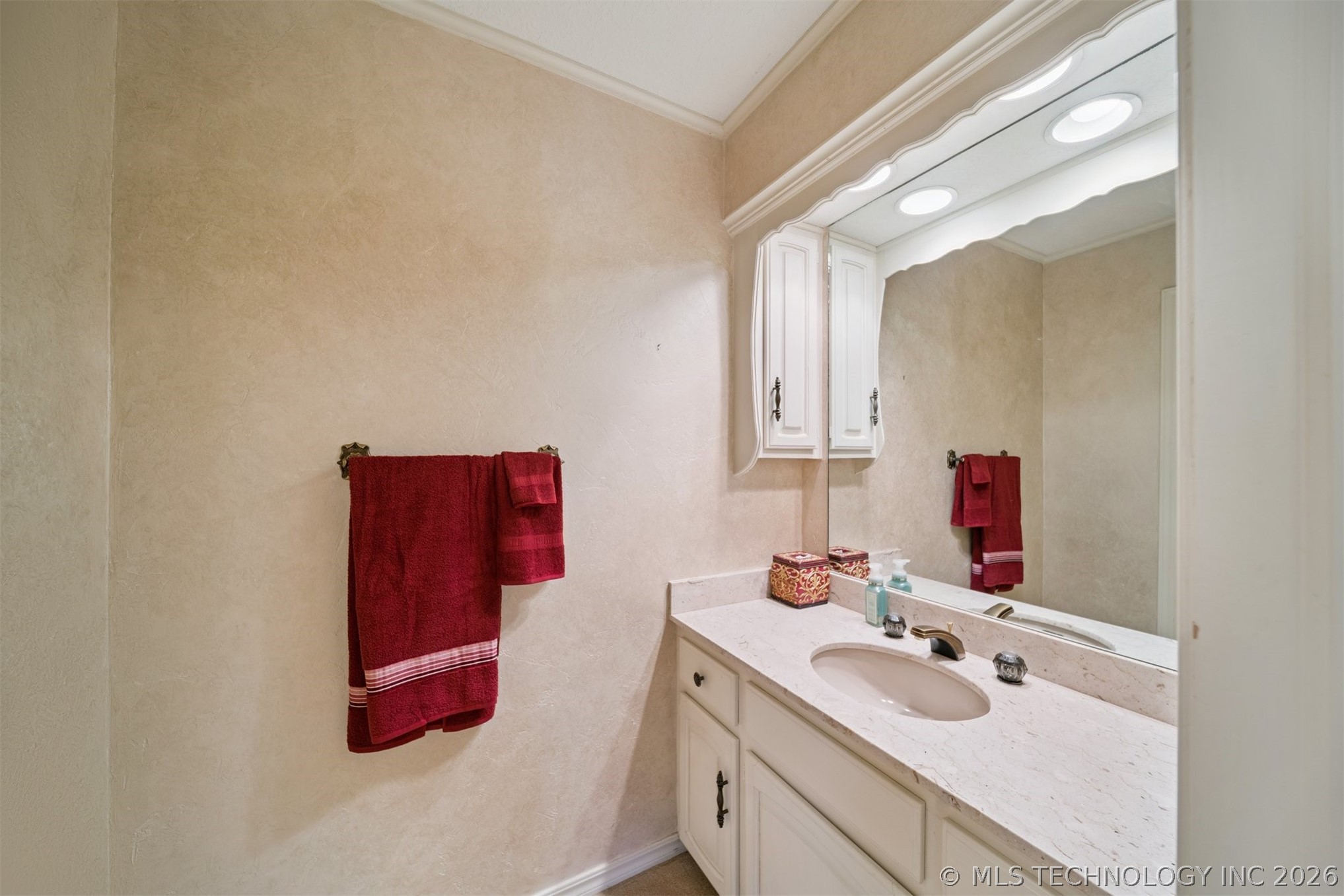 6915 E 106th Street Tulsa OK 74133