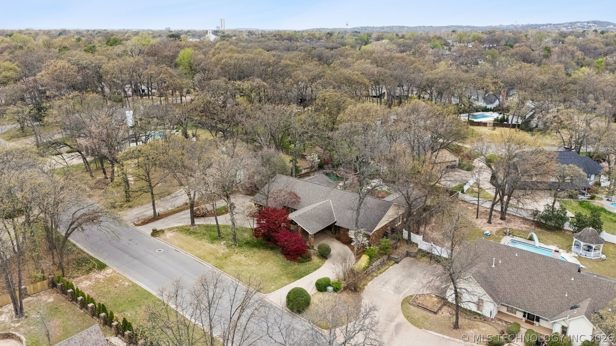 6915 E 106th Street Tulsa OK 74133