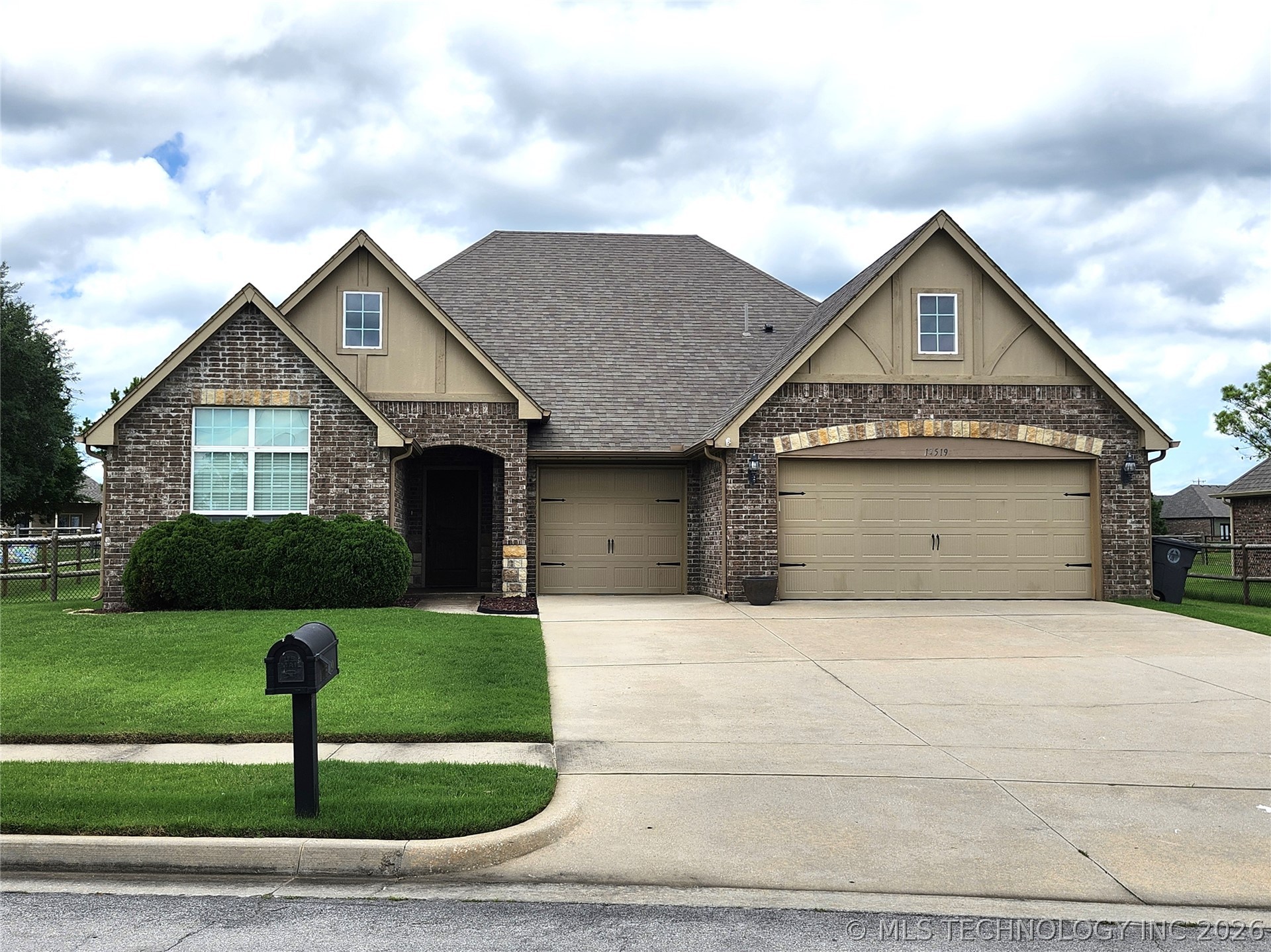 17519 E 45th Place Tulsa OK 74134