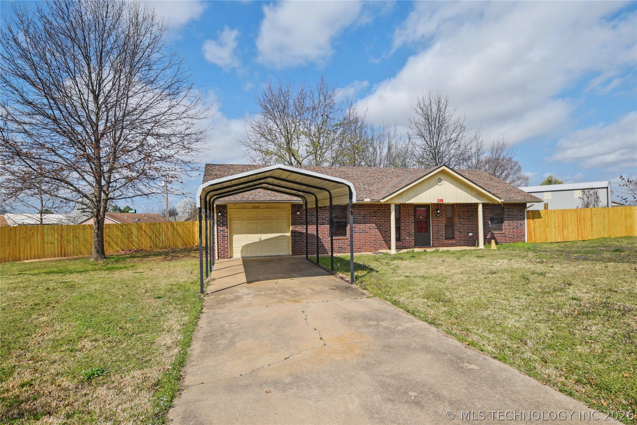 1208 SW 14th Court Wagoner OK 74467