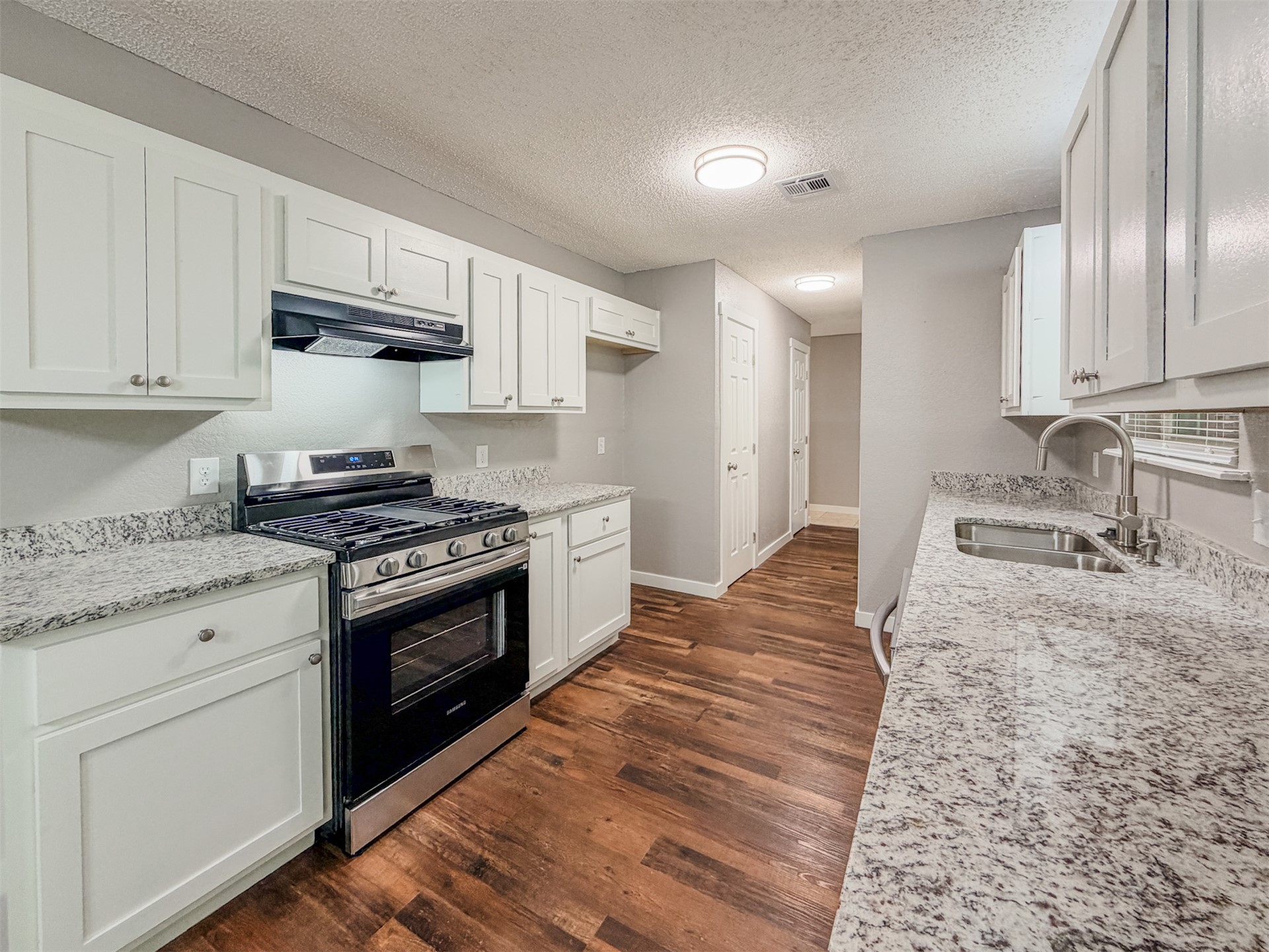 1819 Quail Run Muskogee OK 74403