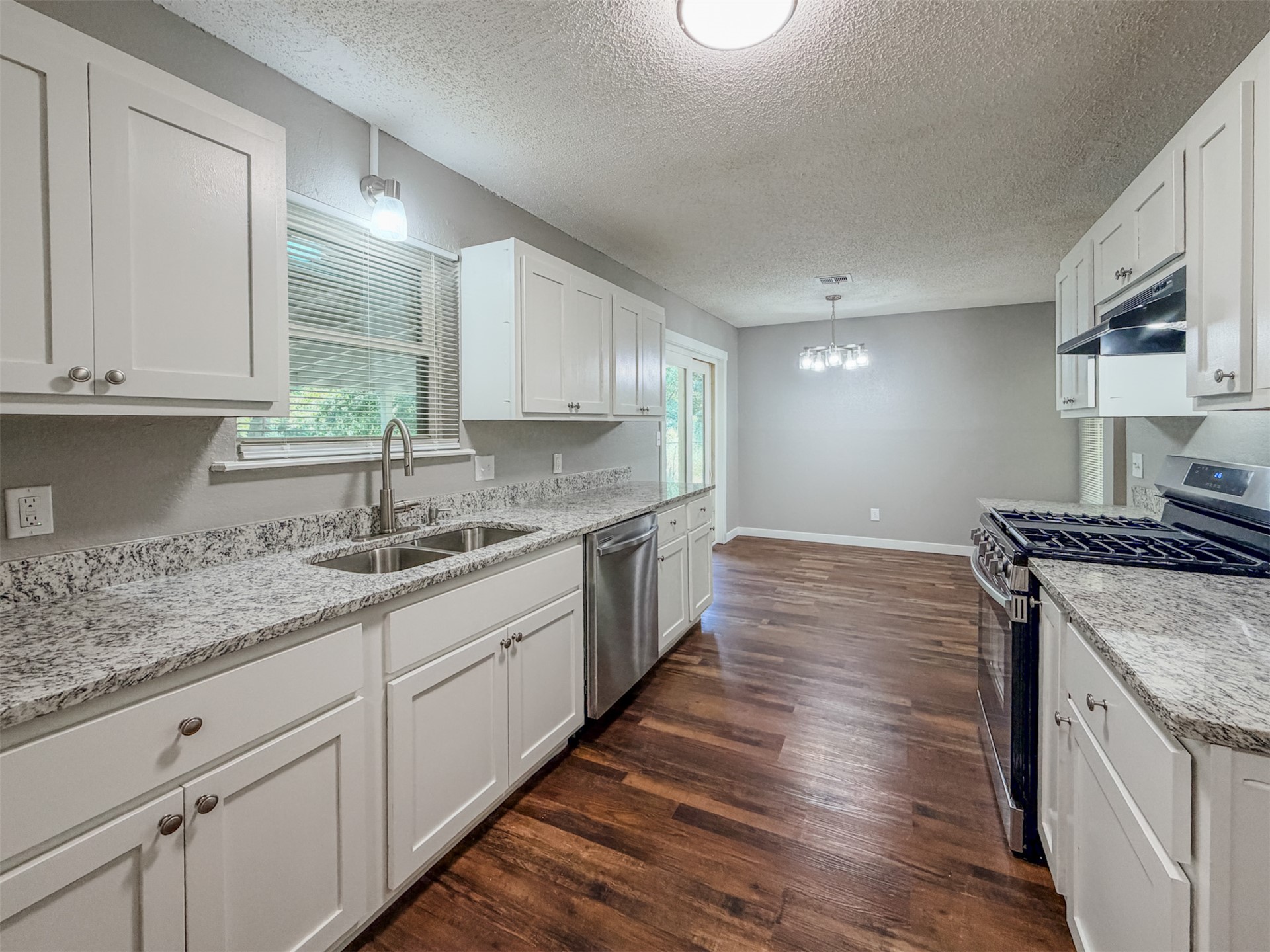 1819 Quail Run Muskogee OK 74403