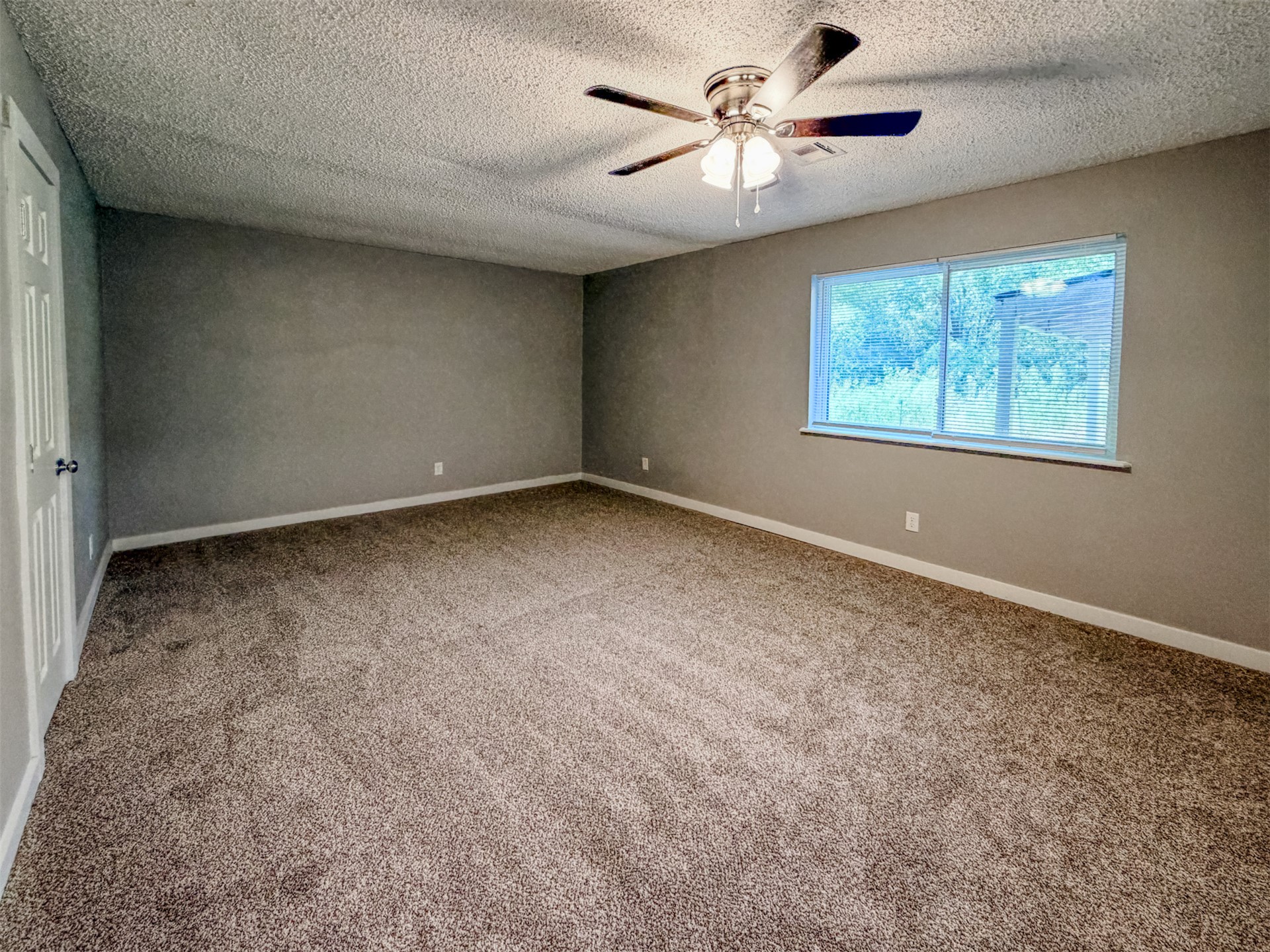 1819 Quail Run Muskogee OK 74403