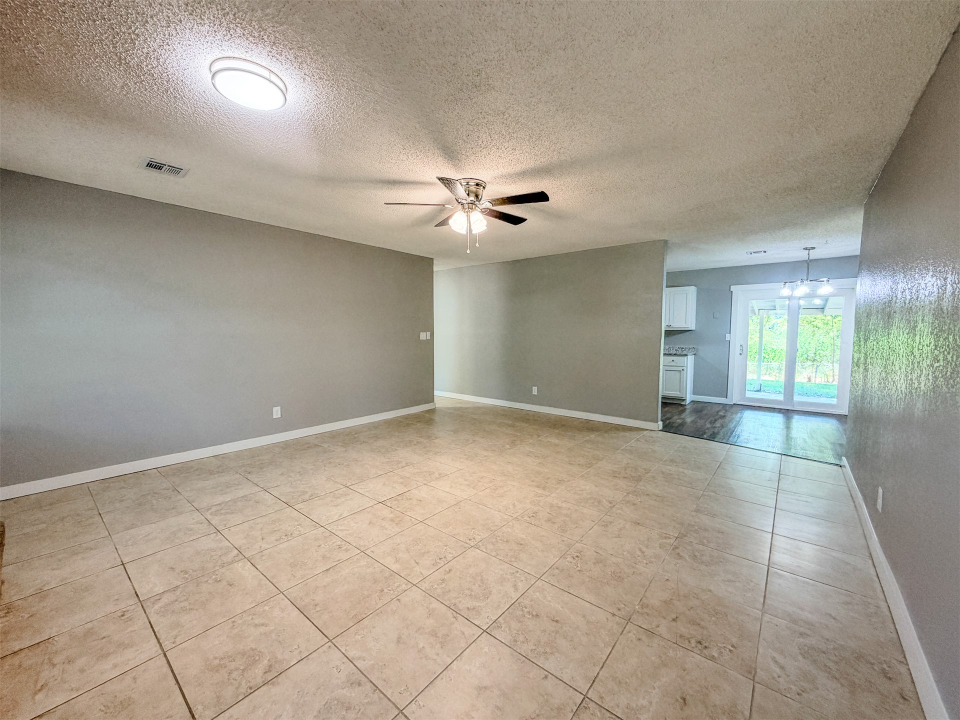 1819 Quail Run Muskogee OK 74403