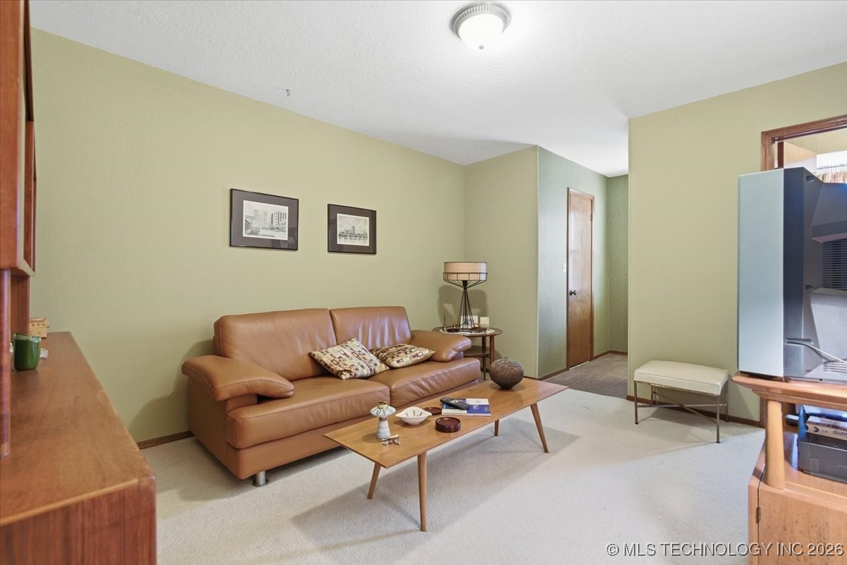 10137 S Marion Avenue Tulsa OK 74137