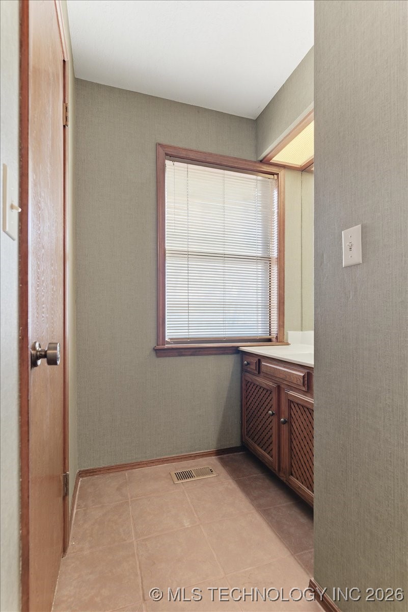 10137 S Marion Avenue Tulsa OK 74137