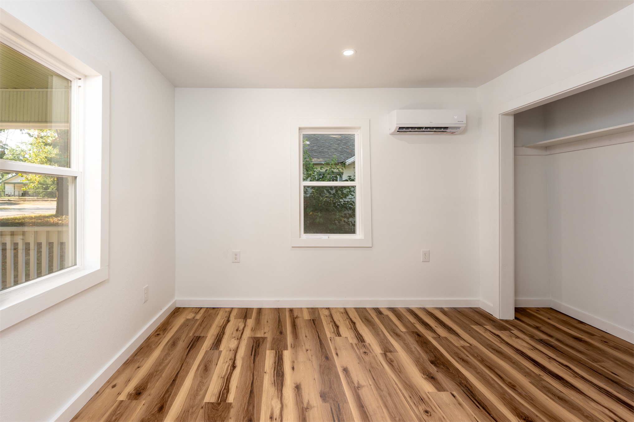 123 S 9th Okemah OK 74859