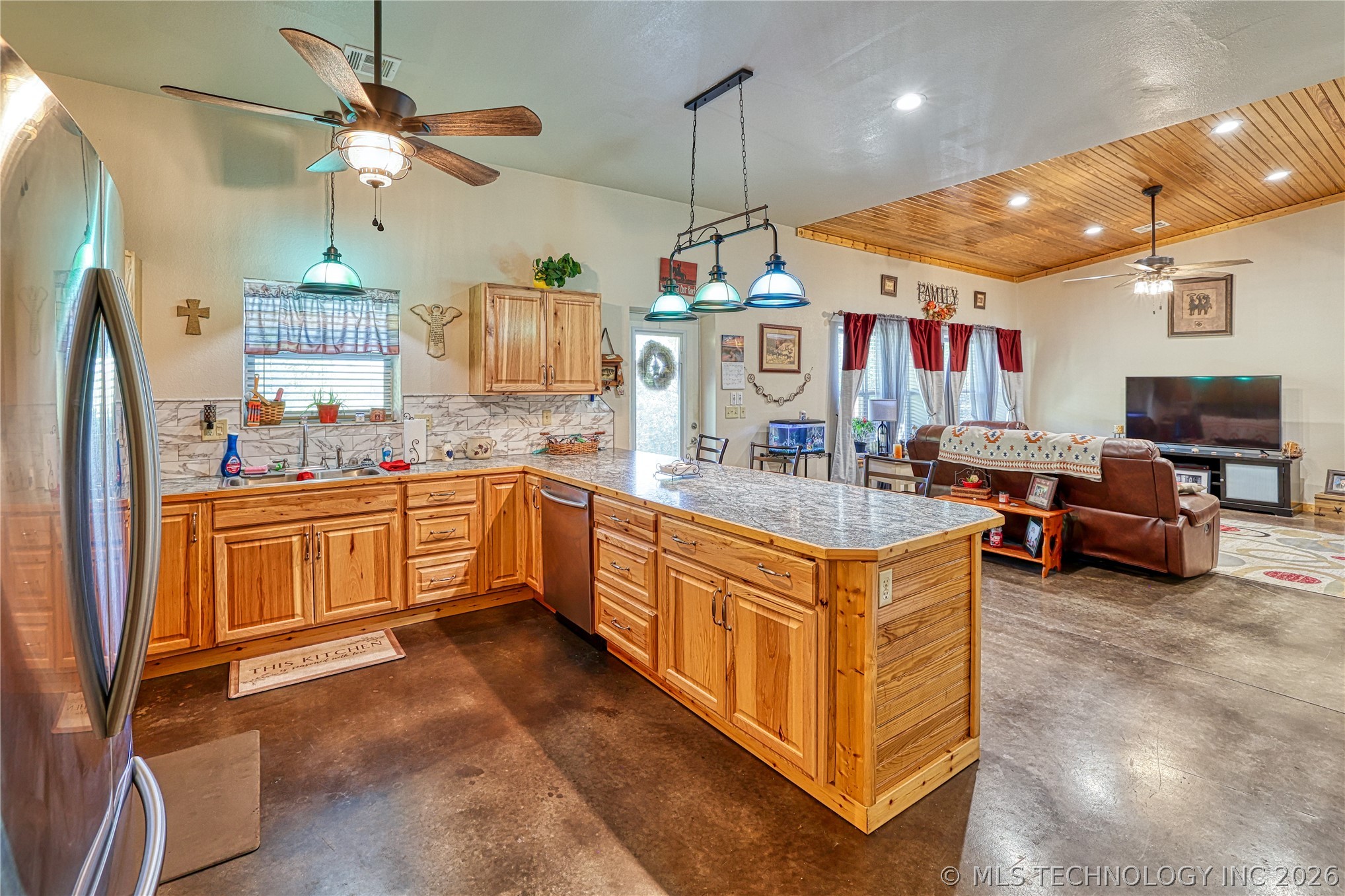 86 Bruce Boulevard Rock Creek Canadian OK 74425