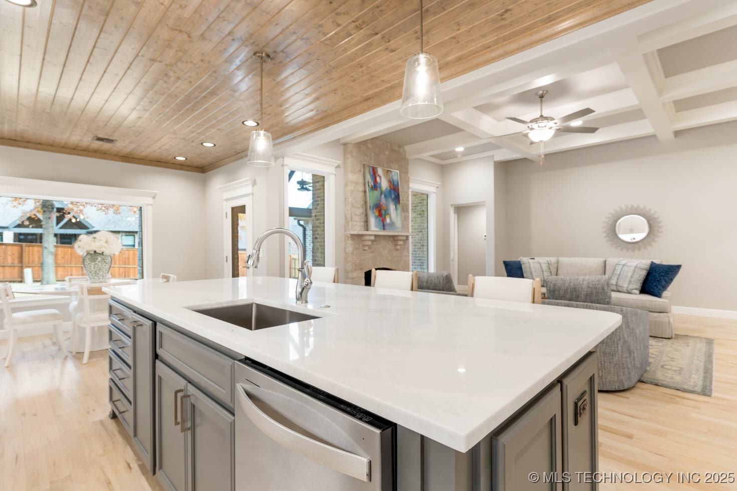 1604 Pinecrest Drive Claremore OK 74017
