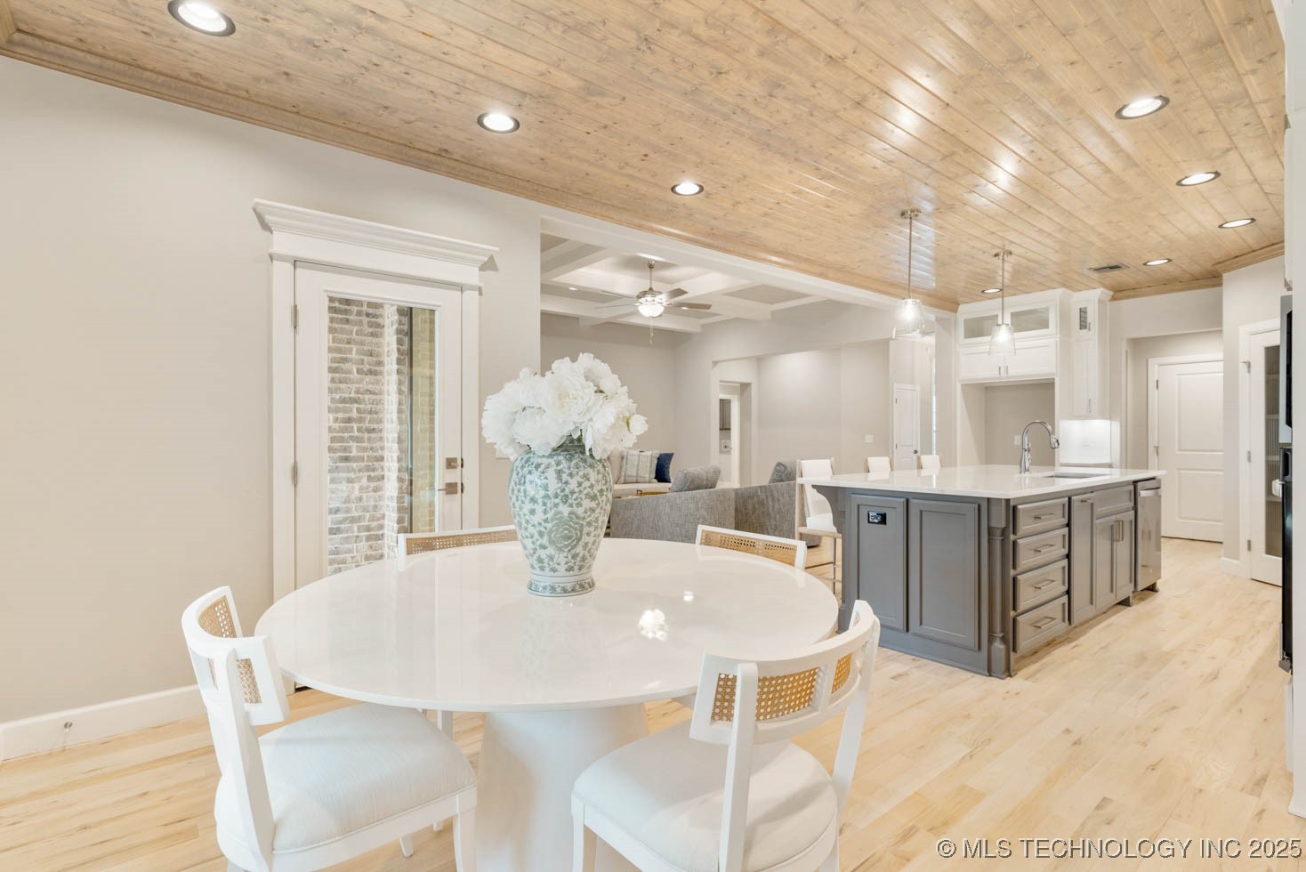 1604 Pinecrest Drive Claremore OK 74017